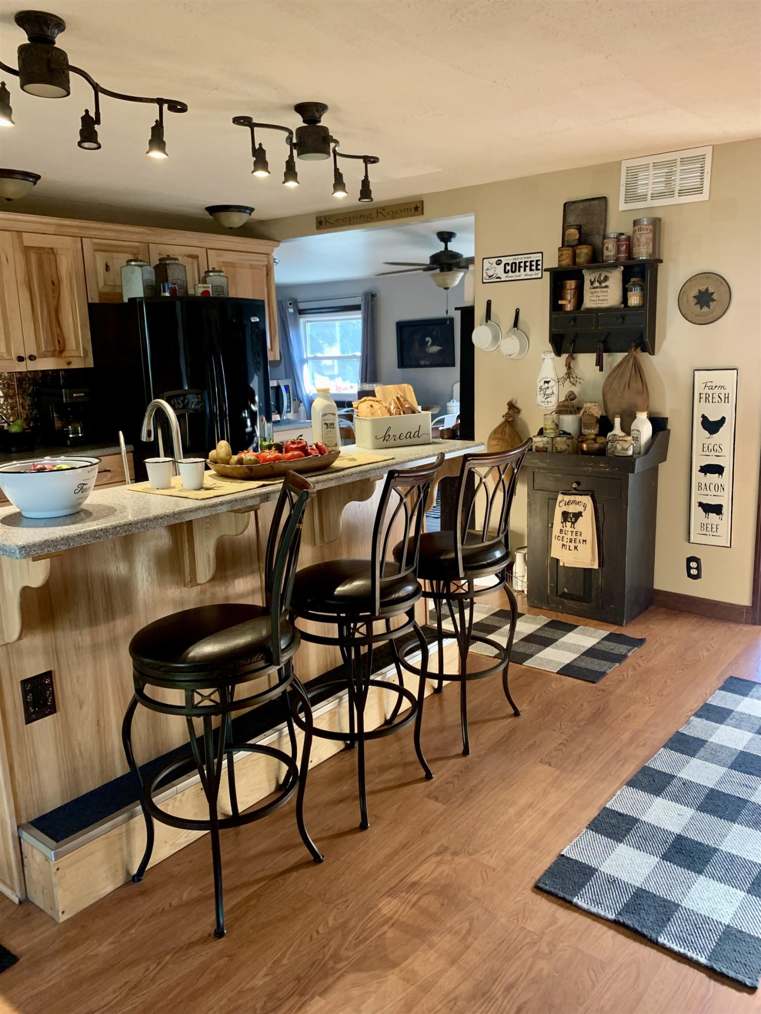 223 N Clark, Chesaning, MI 48616 — Photo 10