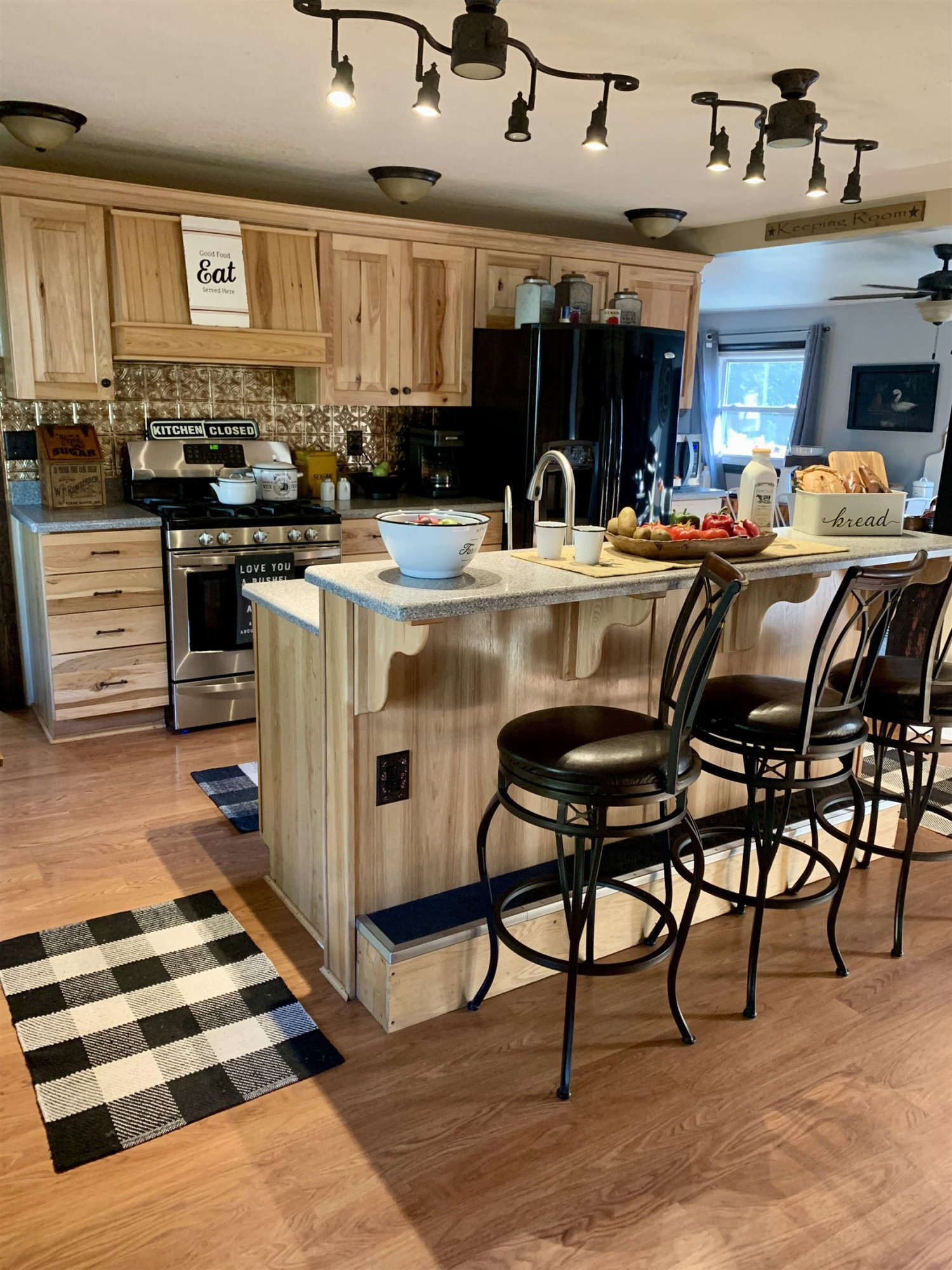 223 N Clark, Chesaning, MI 48616 — Photo 11
