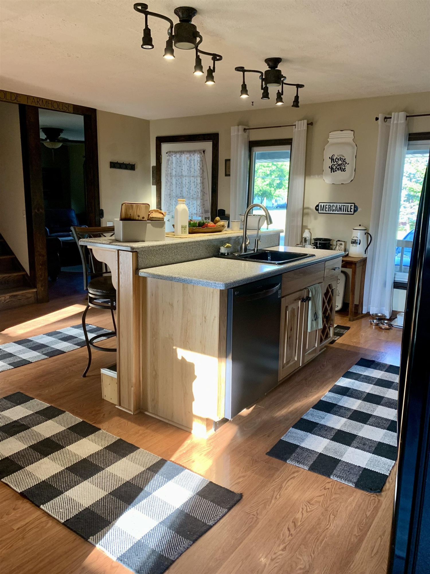 223 N Clark, Chesaning, MI 48616 — Photo 14