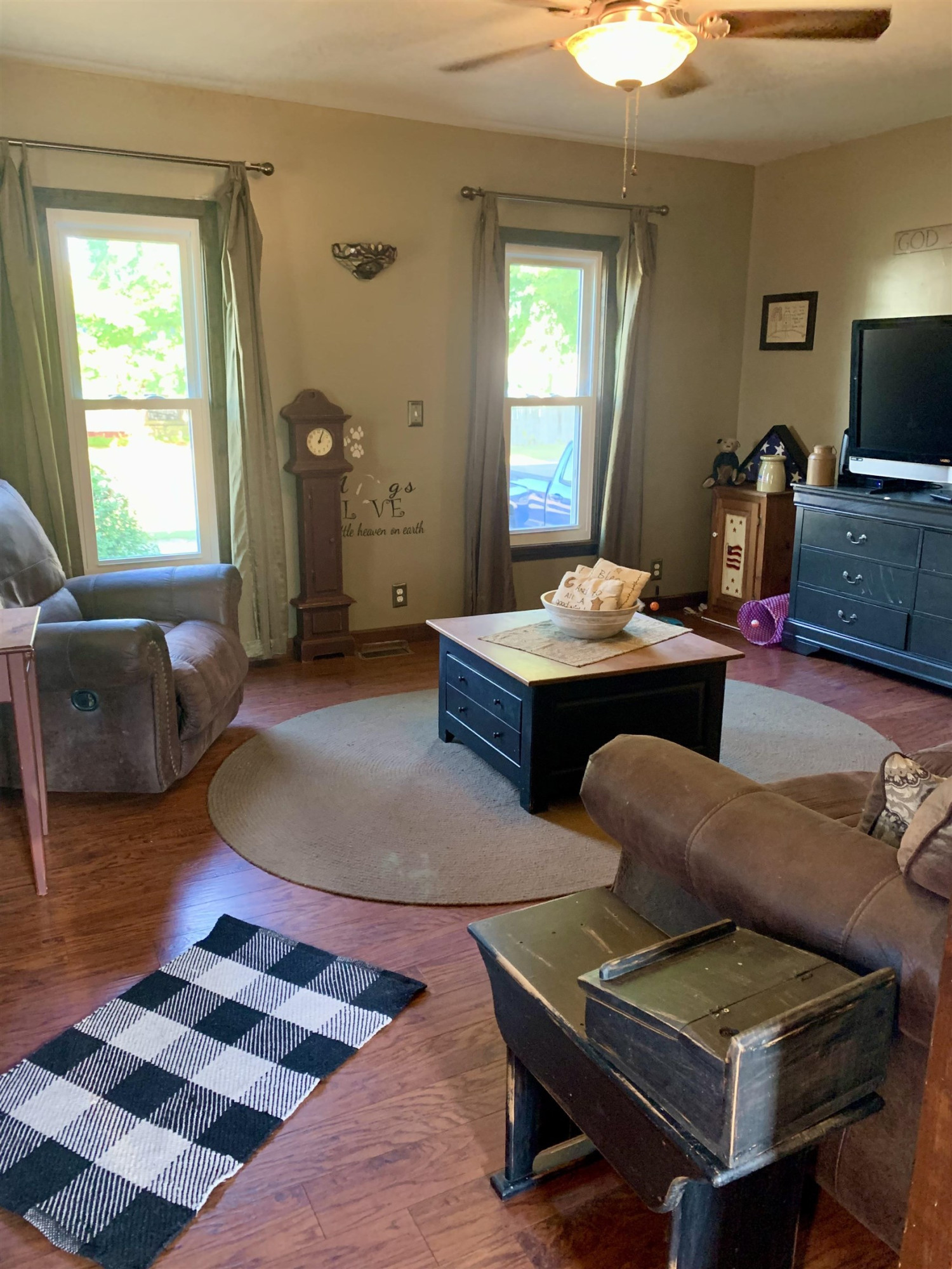 223 N Clark, Chesaning, MI 48616 — Photo 24