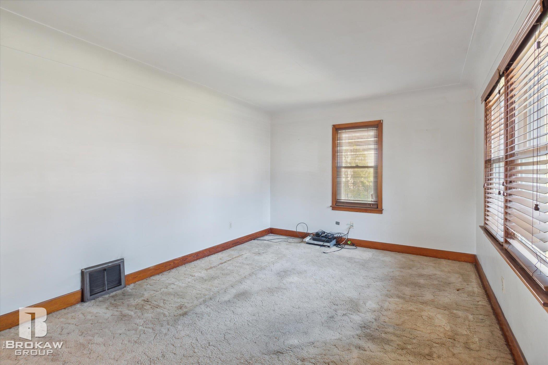 6709 Jefferson Road, North Branch, MI 48461 — Photo 10