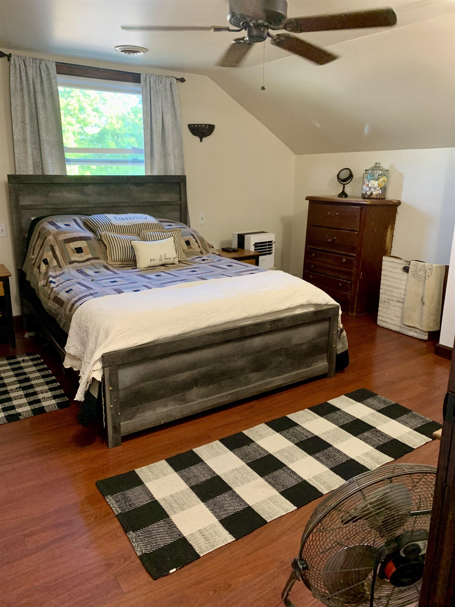 223 N Clark, Chesaning, MI 48616 — Photo 30