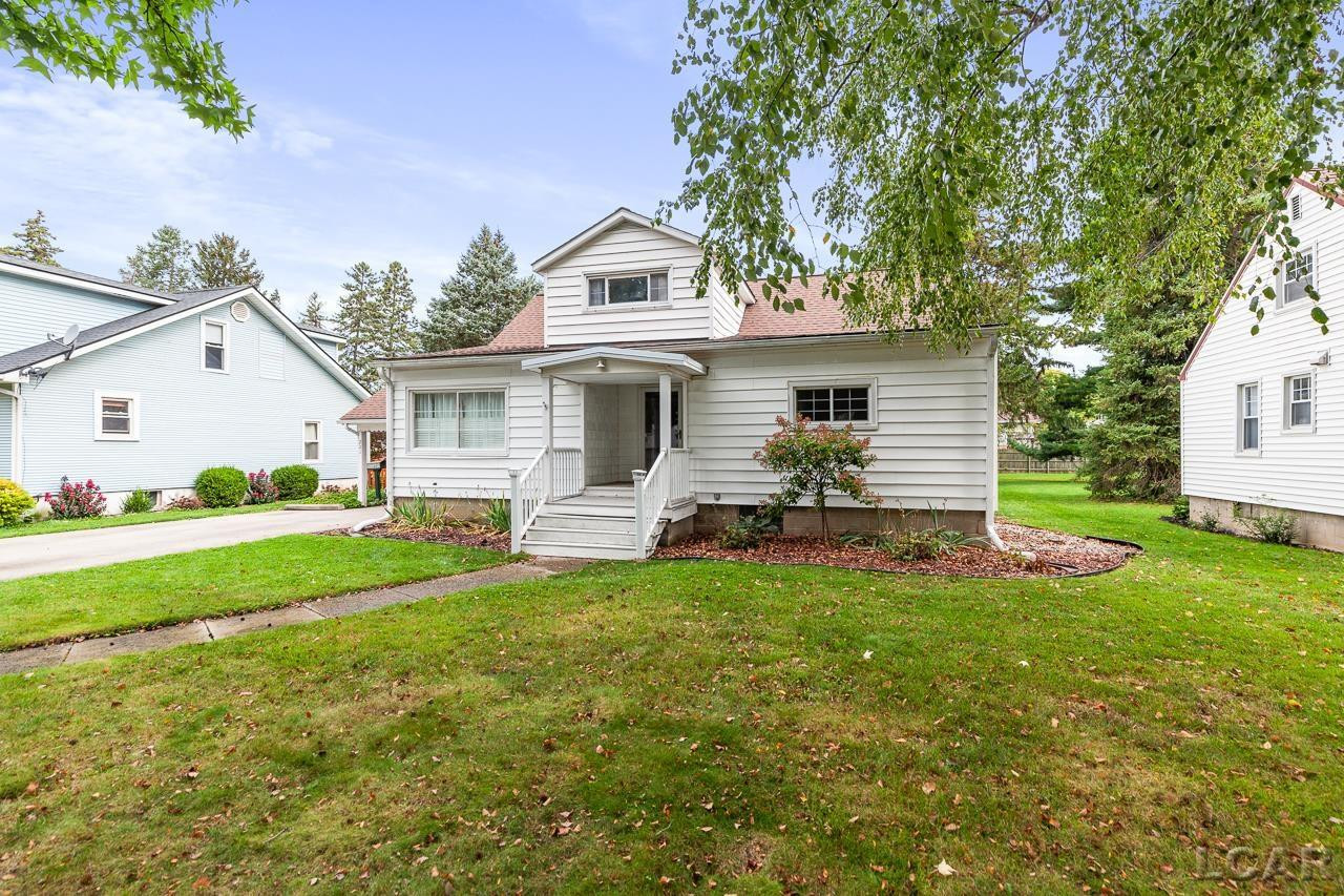 221 Russell, Blissfield, MI 49228 — Photo 4