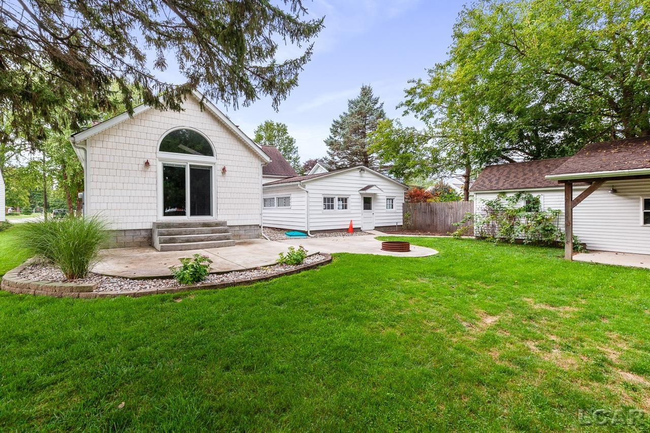 221 Russell, Blissfield, MI 49228 — Photo 31