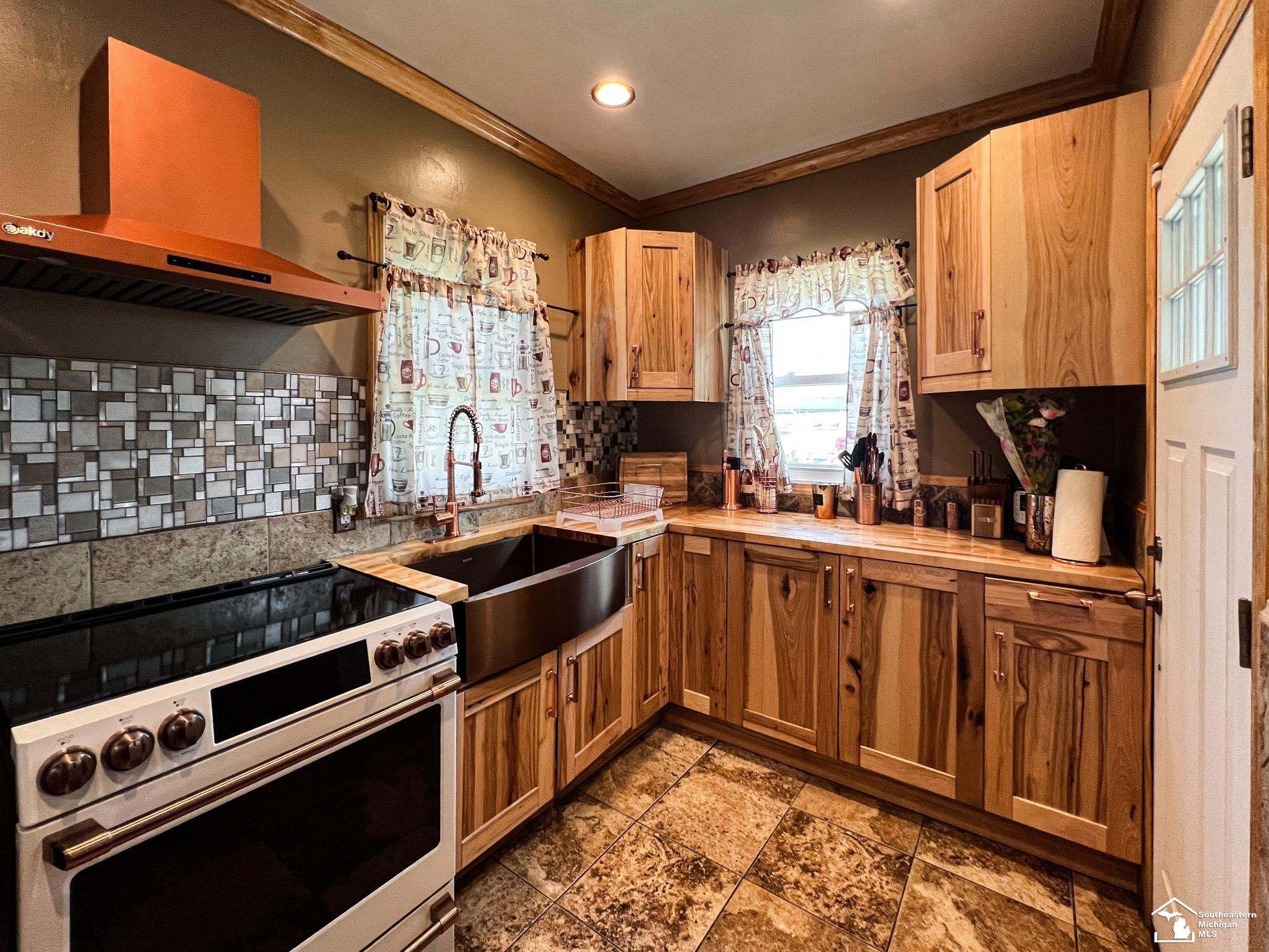 6361 Lafayette, Detroit, MI 48209 — Photo 11