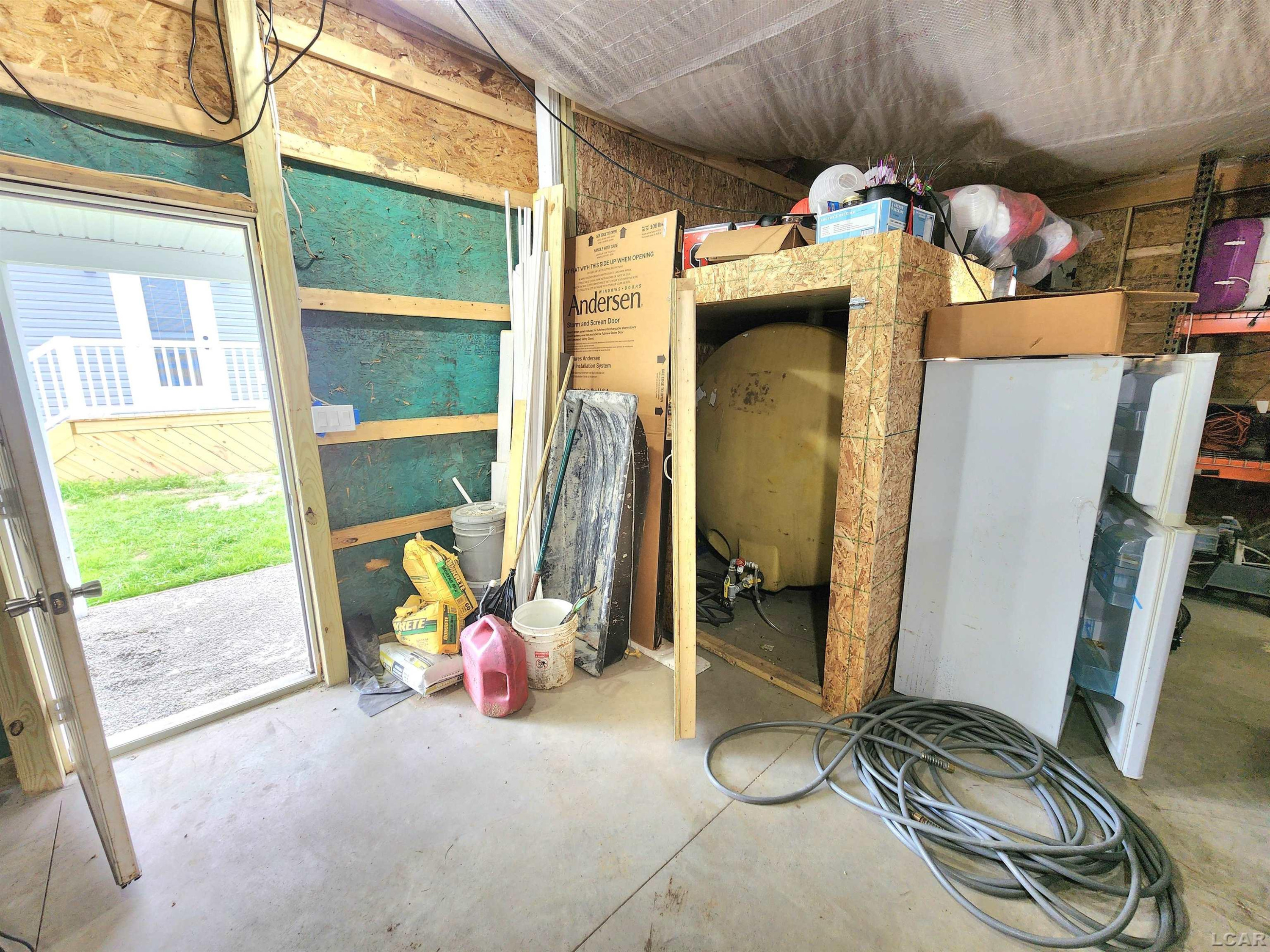 9337 Hoffman, Maybee, MI — Photo 75