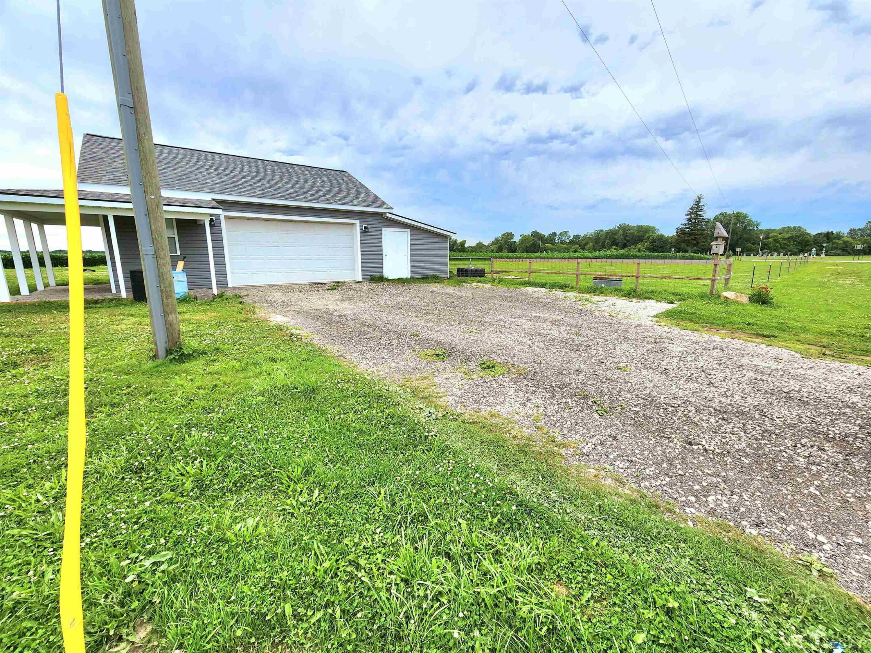 9337 Hoffman, Maybee, MI — Photo 87