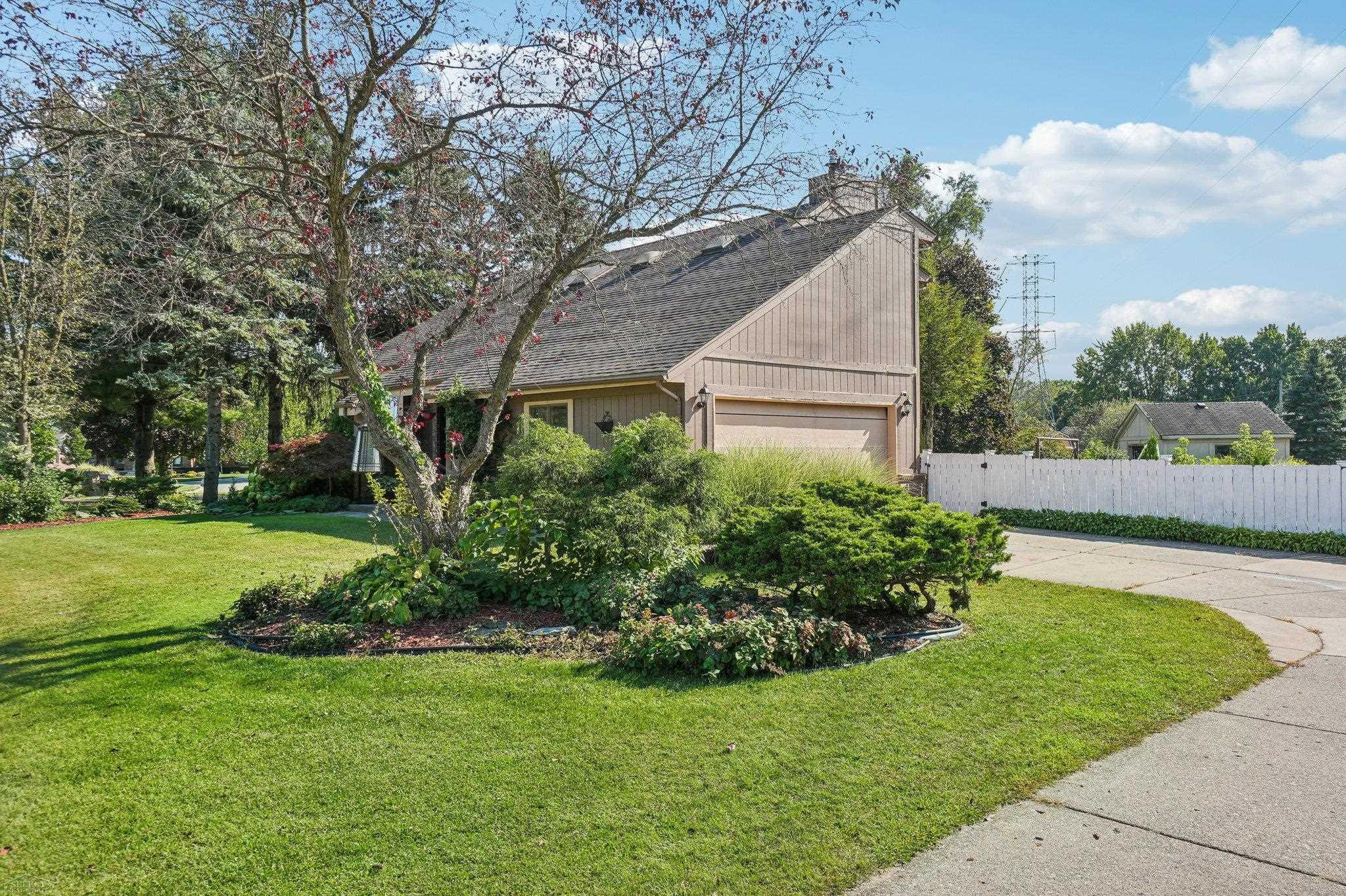 5577 Harlowe Drive, Shelby Twp, MI 48316 — Photo 2