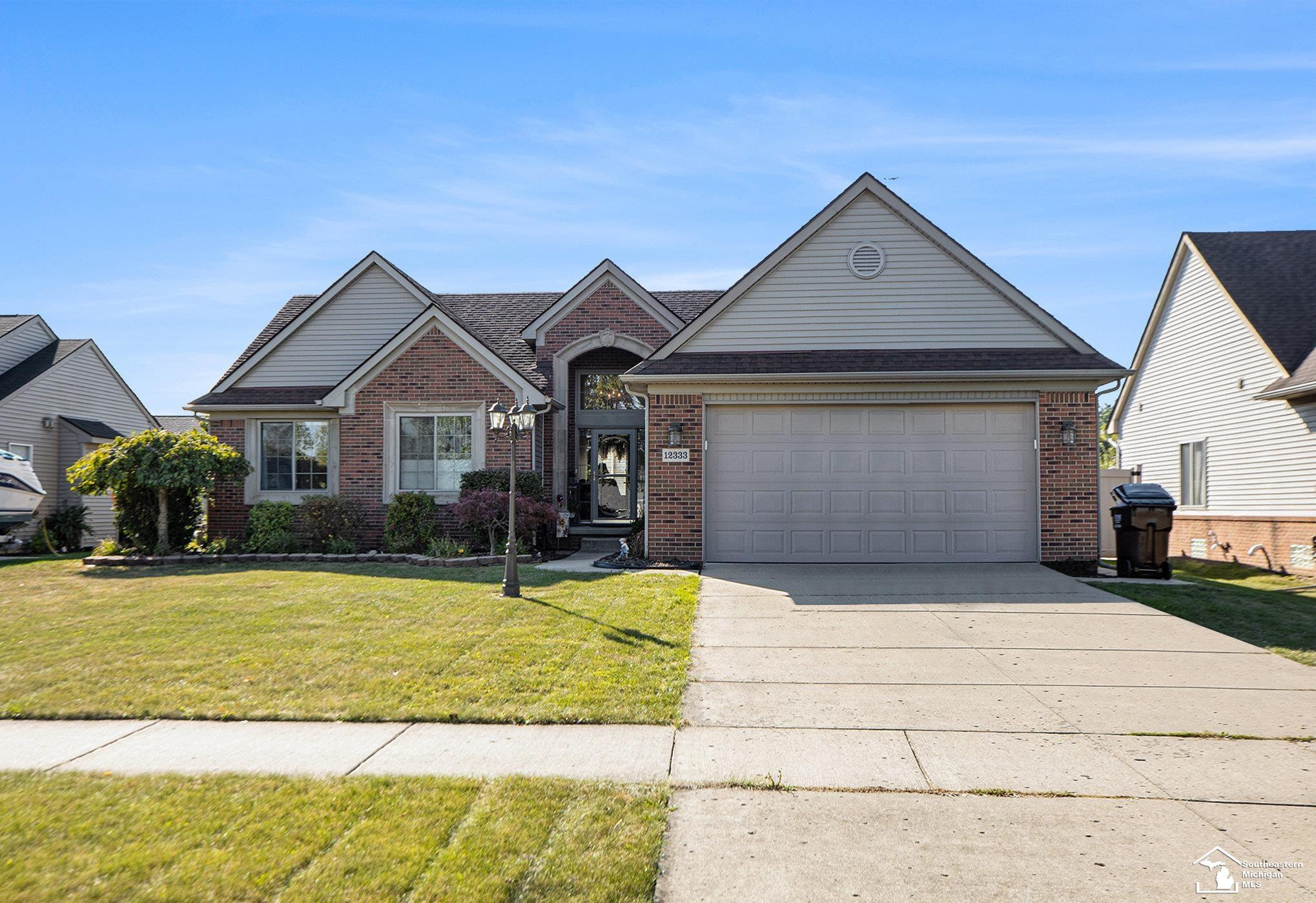 12333 Matthews, Carleton, MI 48117 — front exterior