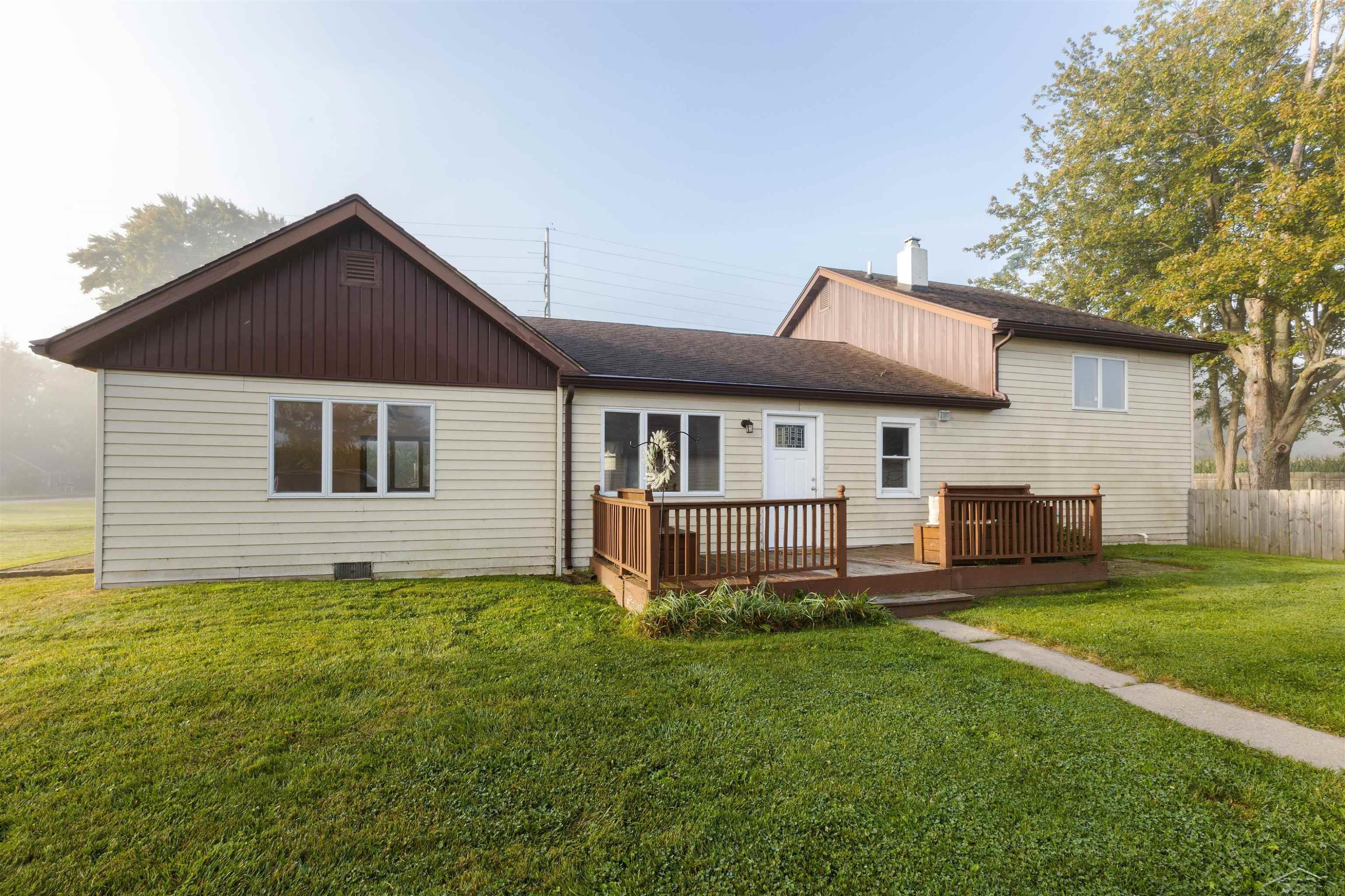 815 N Coleman Road, Coleman, MI 48618 — Photo 2