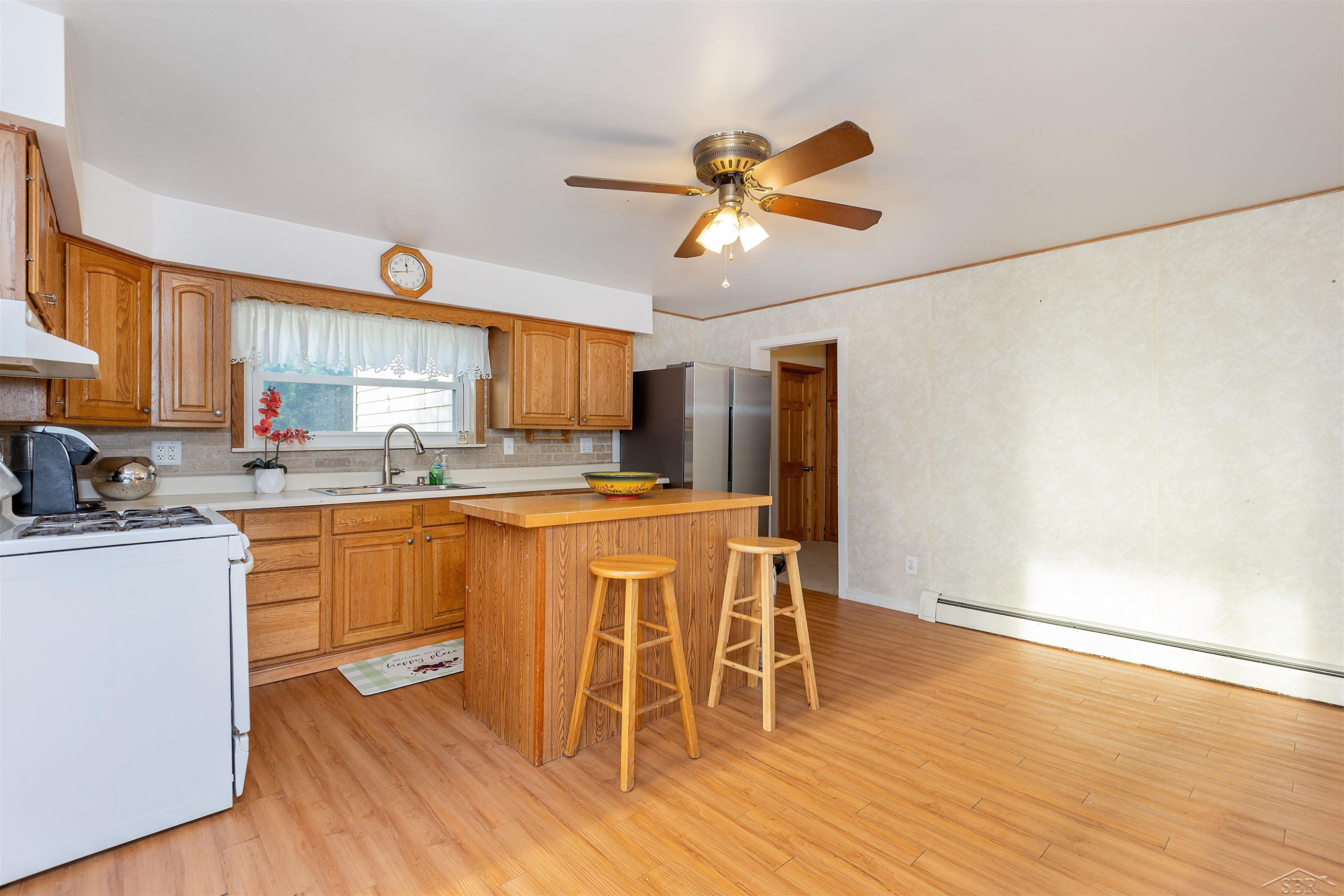 815 N Coleman Road, Coleman, MI 48618 — Photo 3