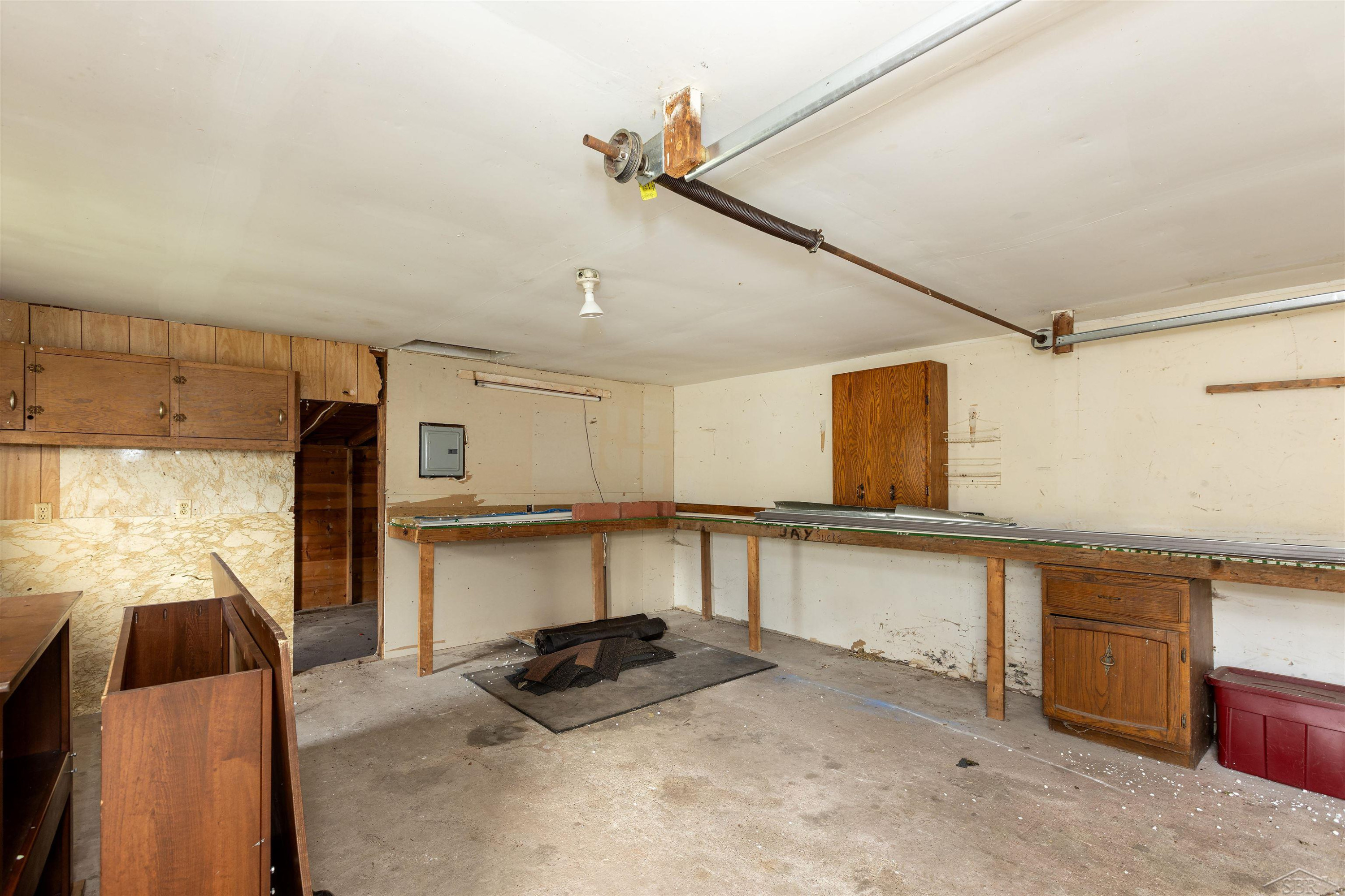 815 N Coleman Road, Coleman, MI 48618 — Photo 23
