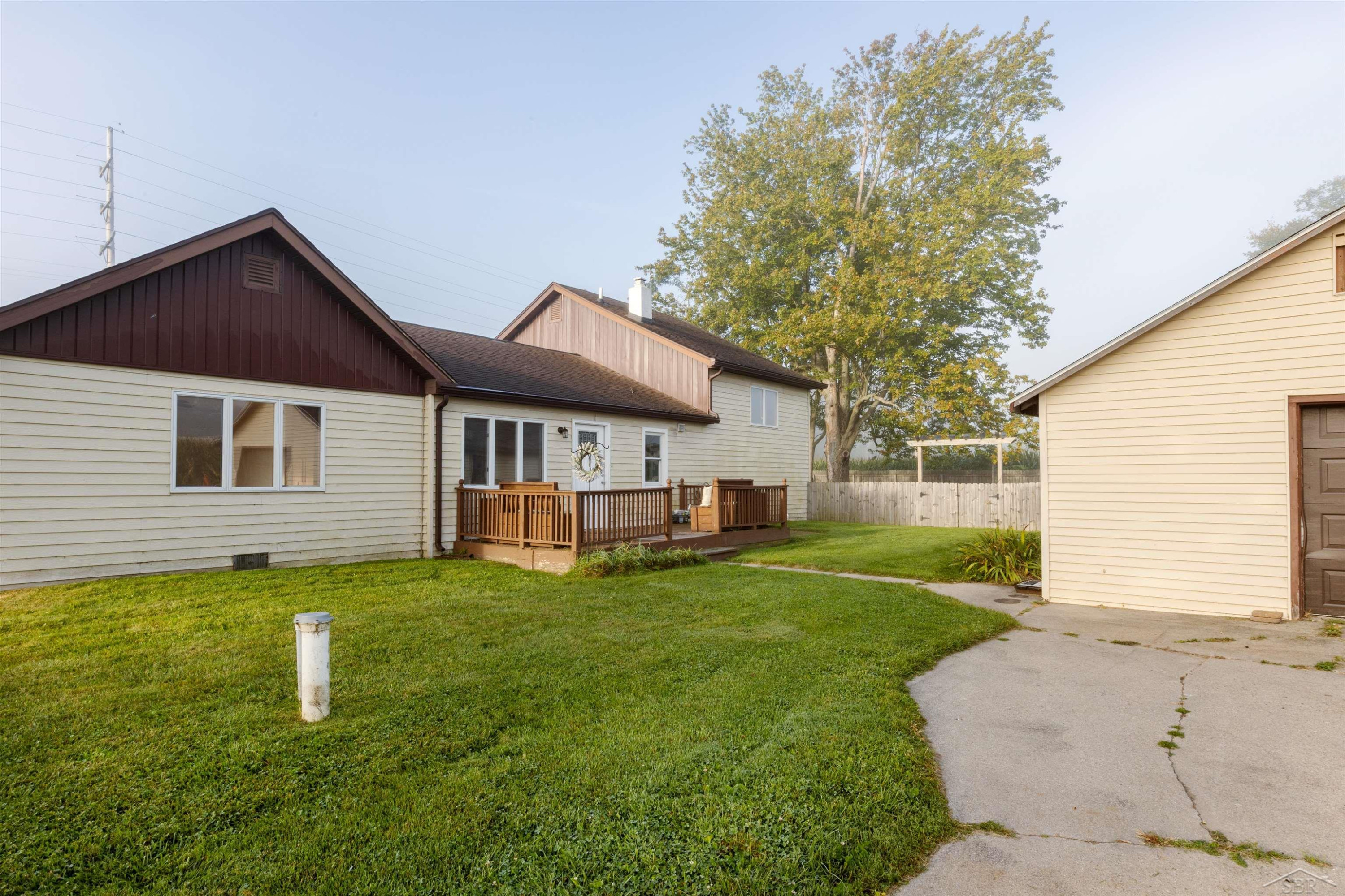 815 N Coleman Road, Coleman, MI 48618 — Photo 26