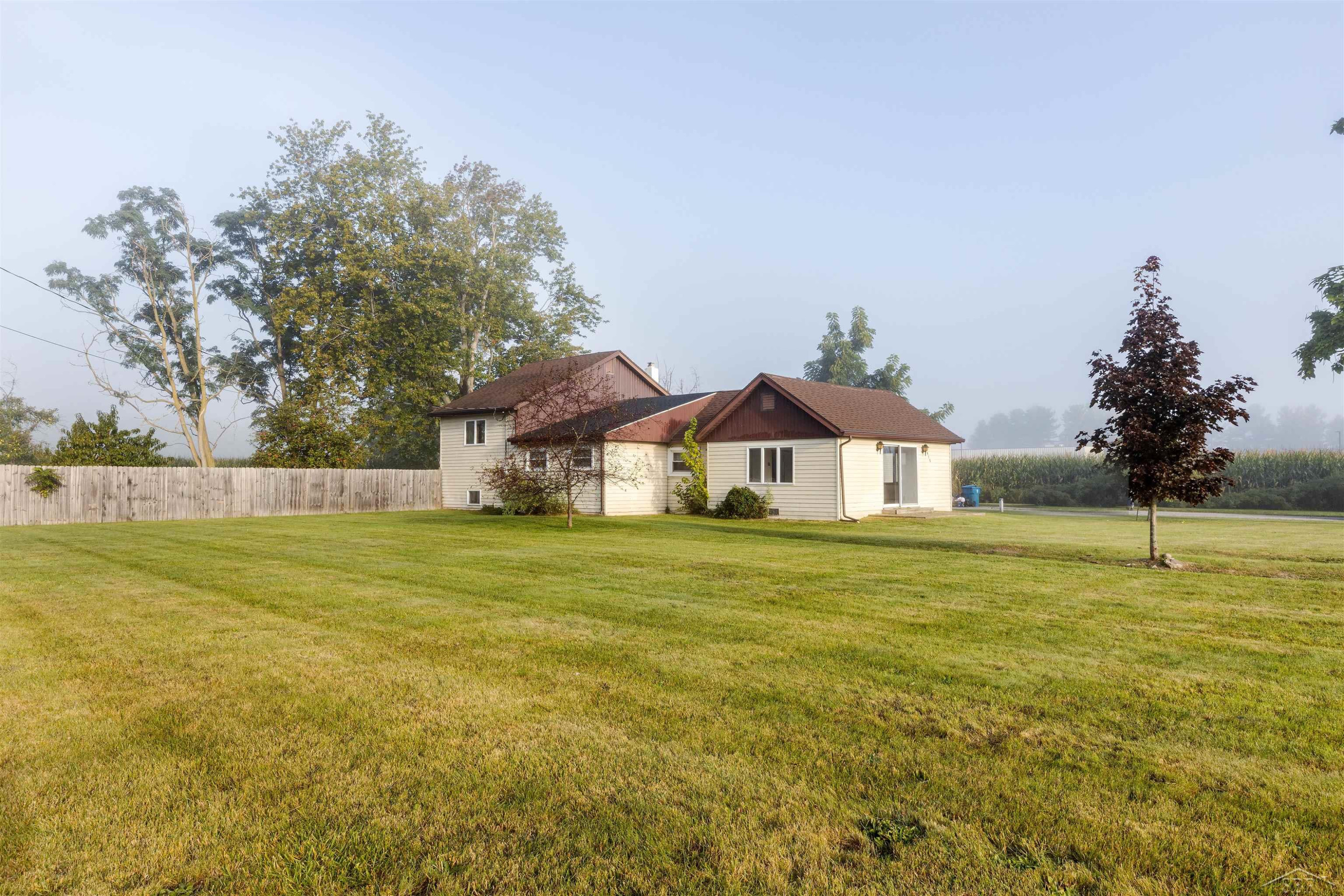 815 N Coleman Road, Coleman, MI 48618 — Photo 28
