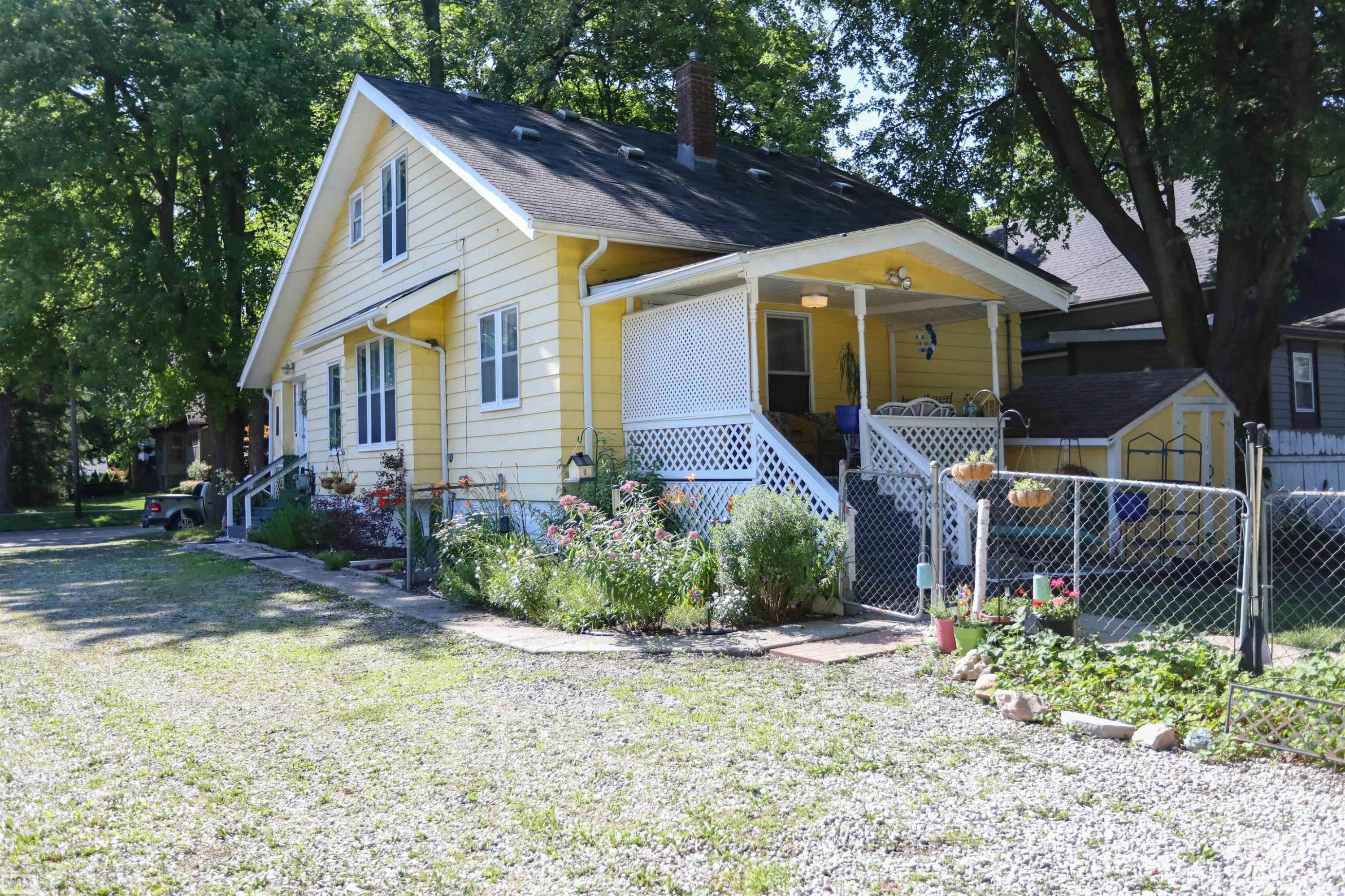 410 N Main Street, Almont, MI 48003 — Photo 3