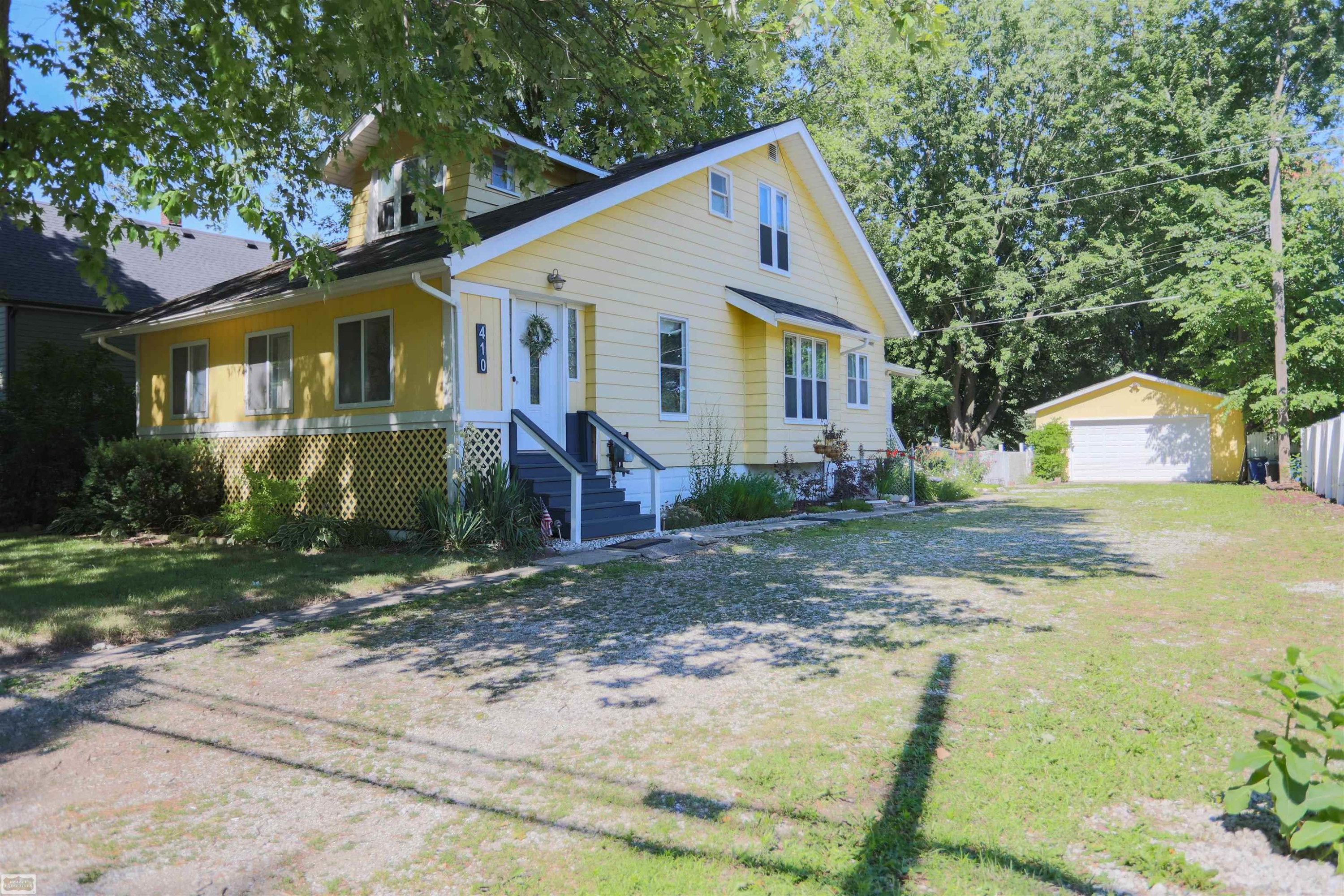 410 N Main Street, Almont, MI 48003 — Photo 4