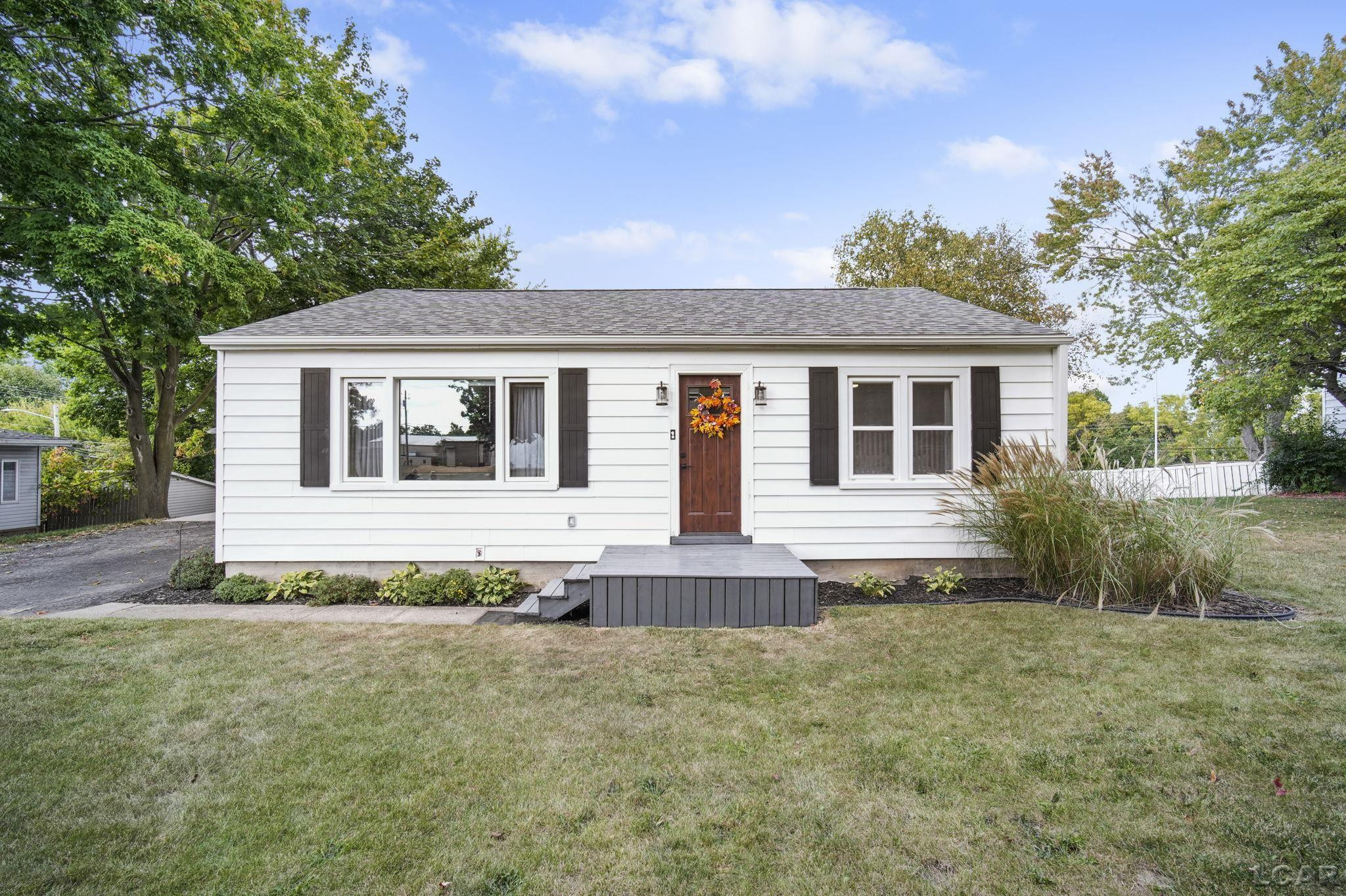 203 E Church, Clinton, MI 49236 — front exterior