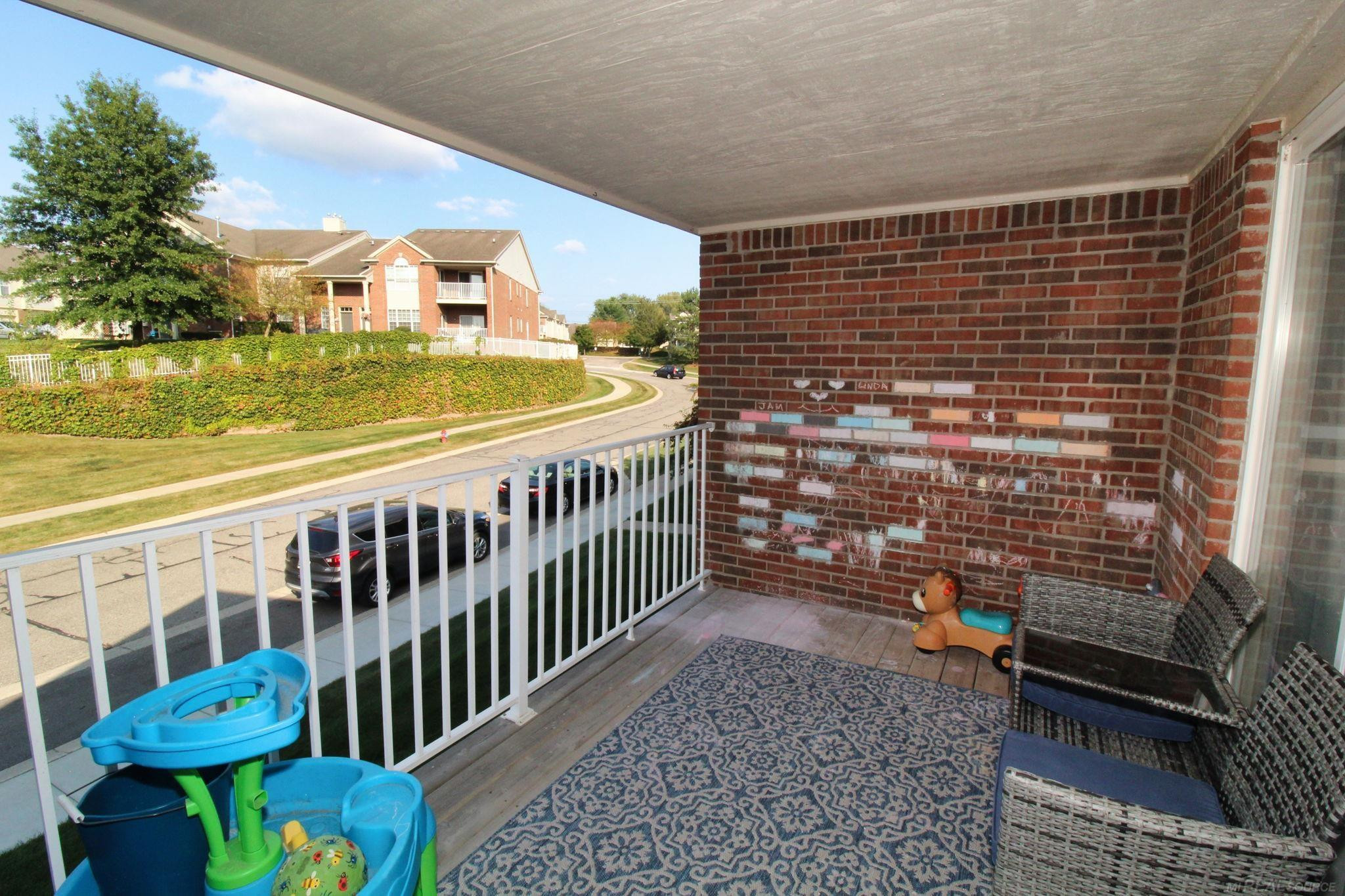 1766 Flagstone Circle, Rochester, MI 48307 — Photo 8