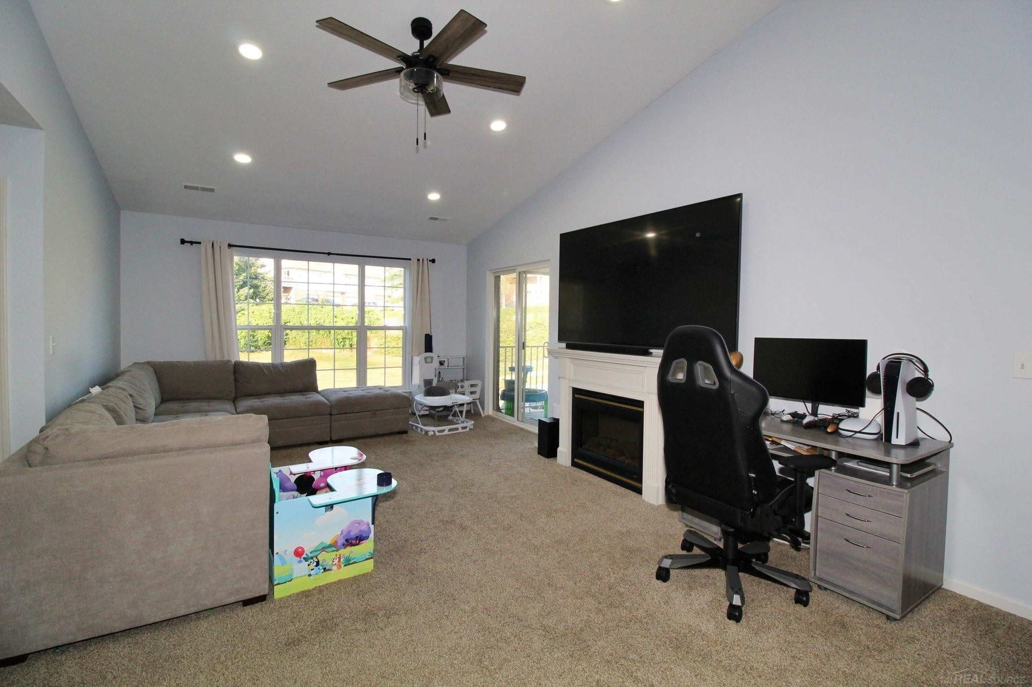 1766 Flagstone Circle, Rochester, MI 48307 — Photo 9
