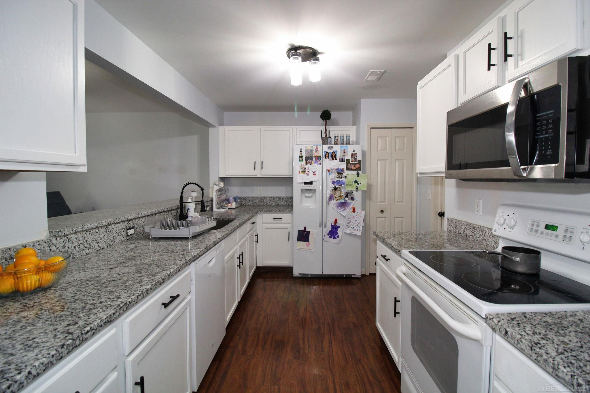 1766 Flagstone Circle, Rochester, MI 48307 — Photo 12