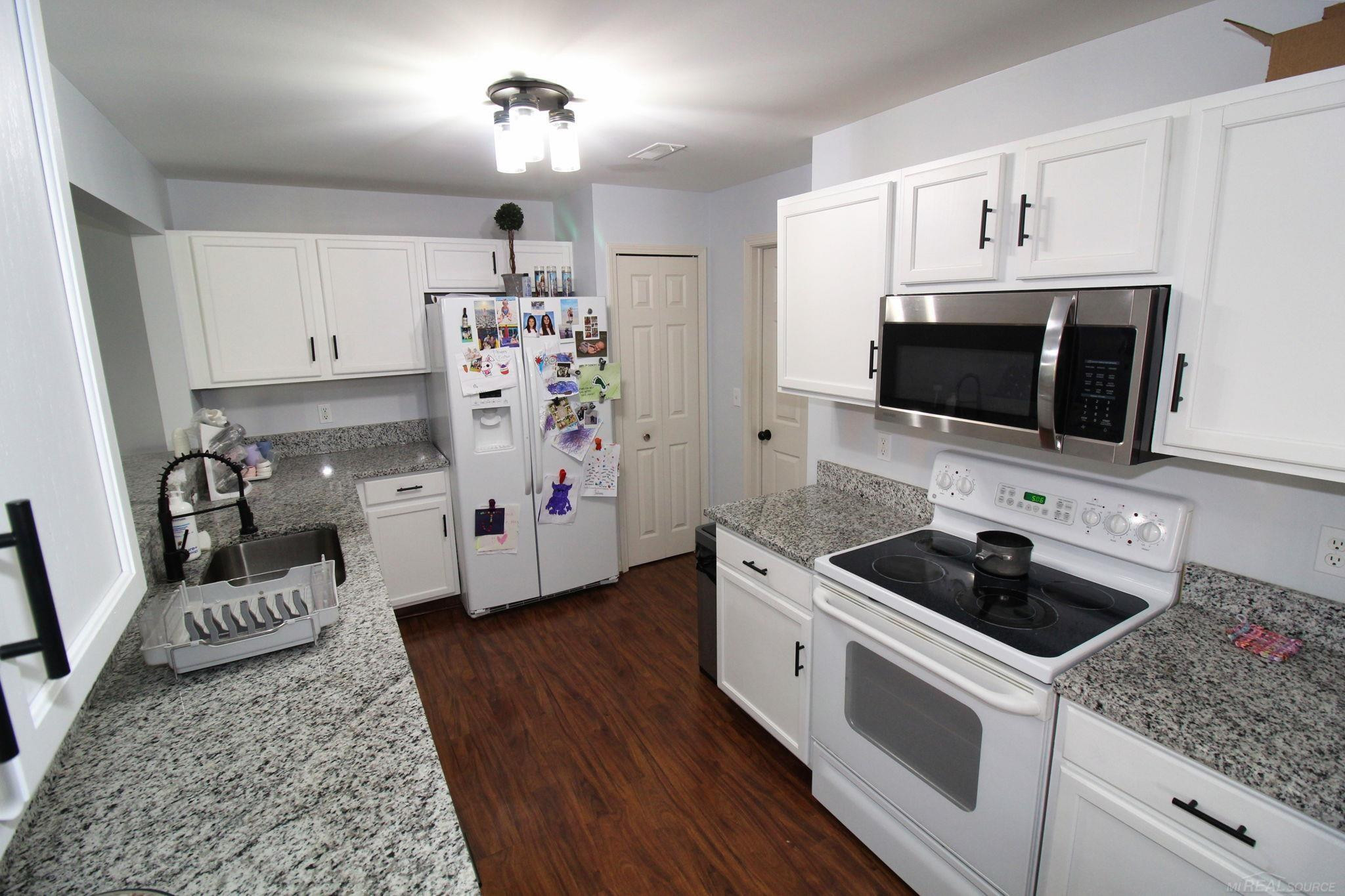 1766 Flagstone Circle, Rochester, MI 48307 — Photo 16