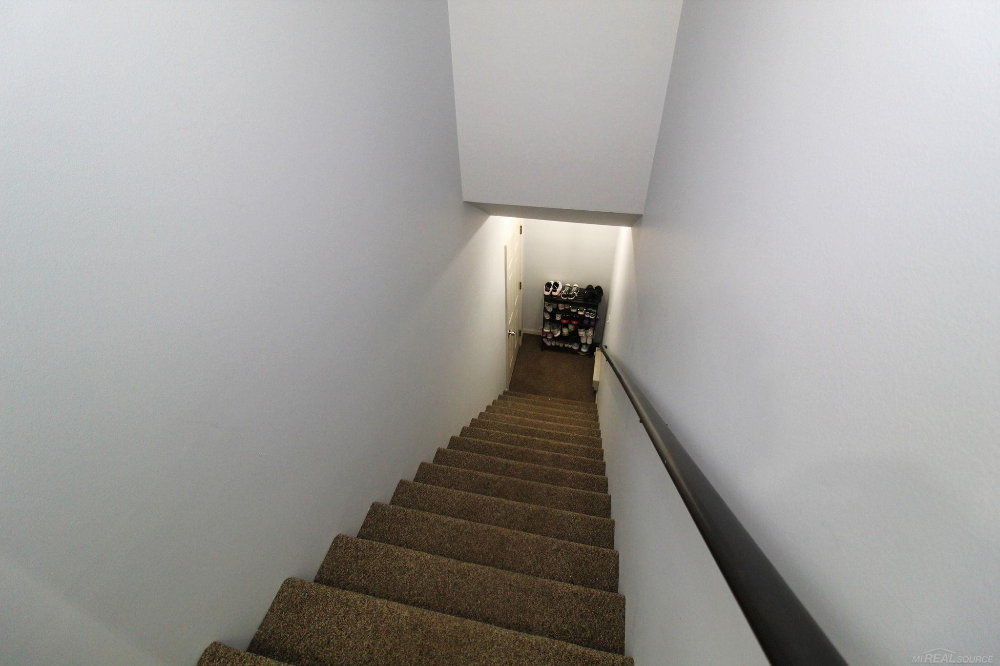1766 Flagstone Circle, Rochester, MI 48307 — Photo 28