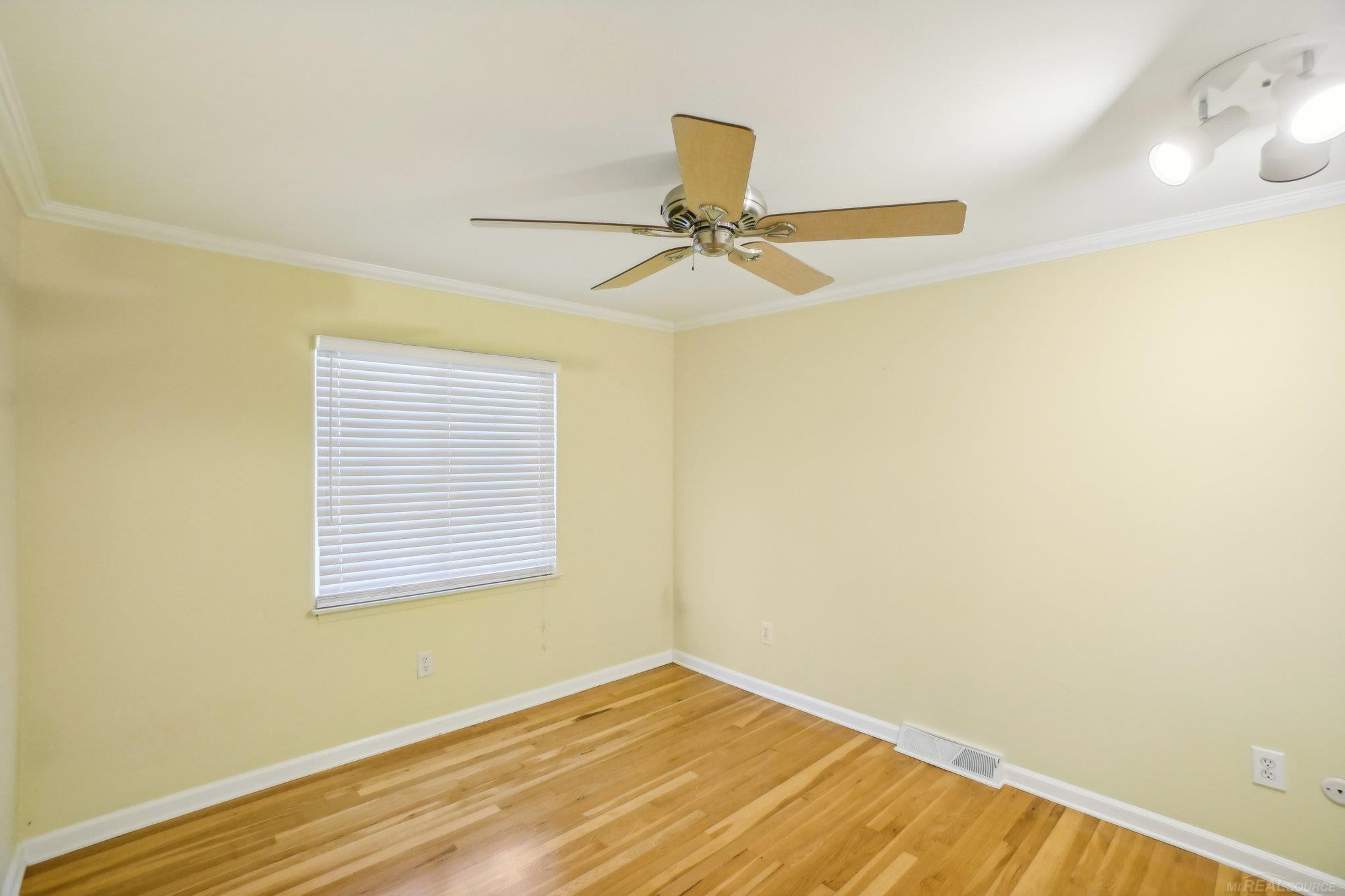 494 Baldwin Avenue, Rochester, MI 48307 — Photo 18