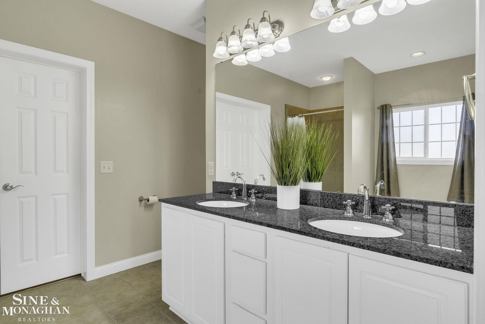 8673 Smiths Creek Road, Wales, MI — Photo 20