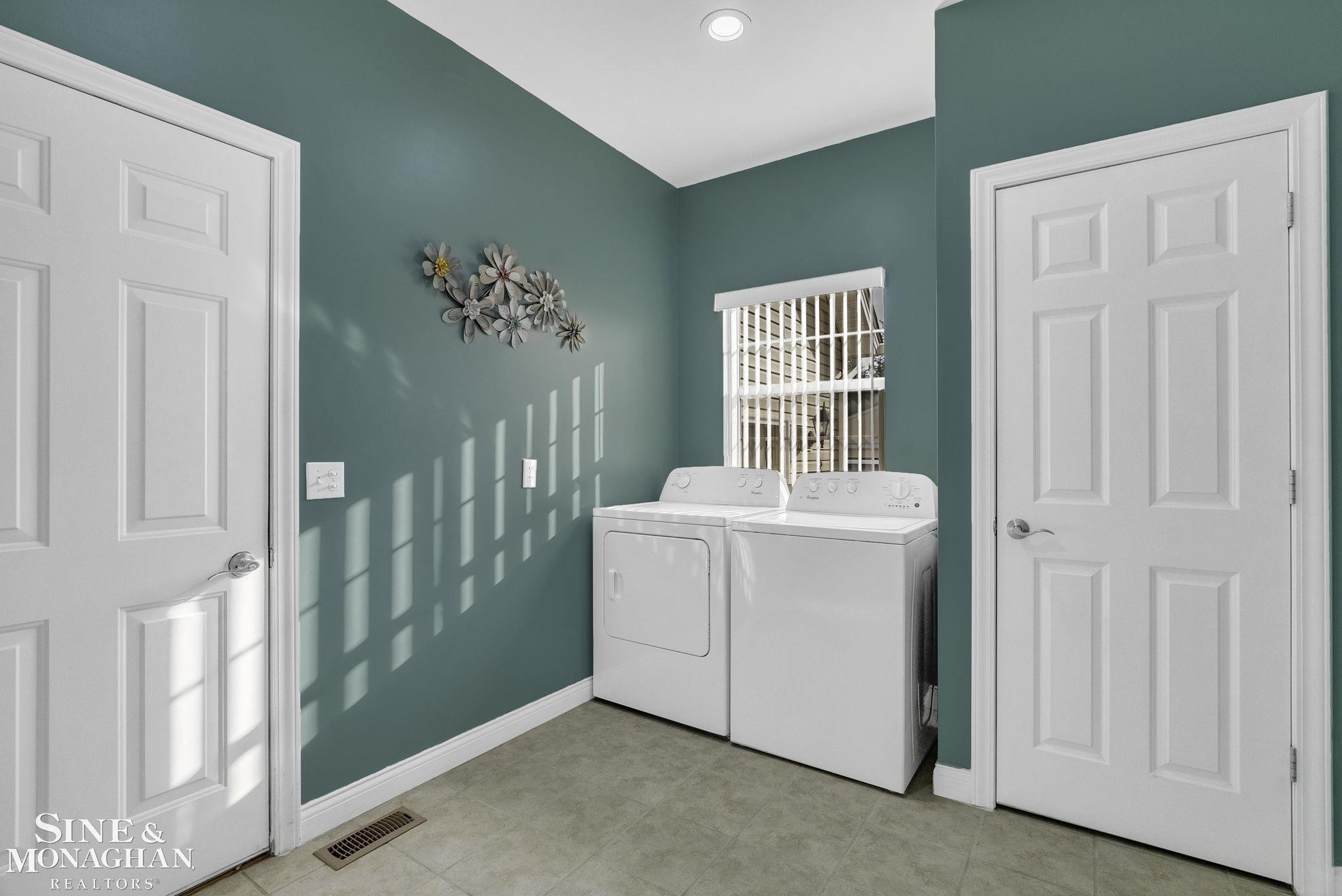 8673 Smiths Creek Road, Wales, MI — Photo 38