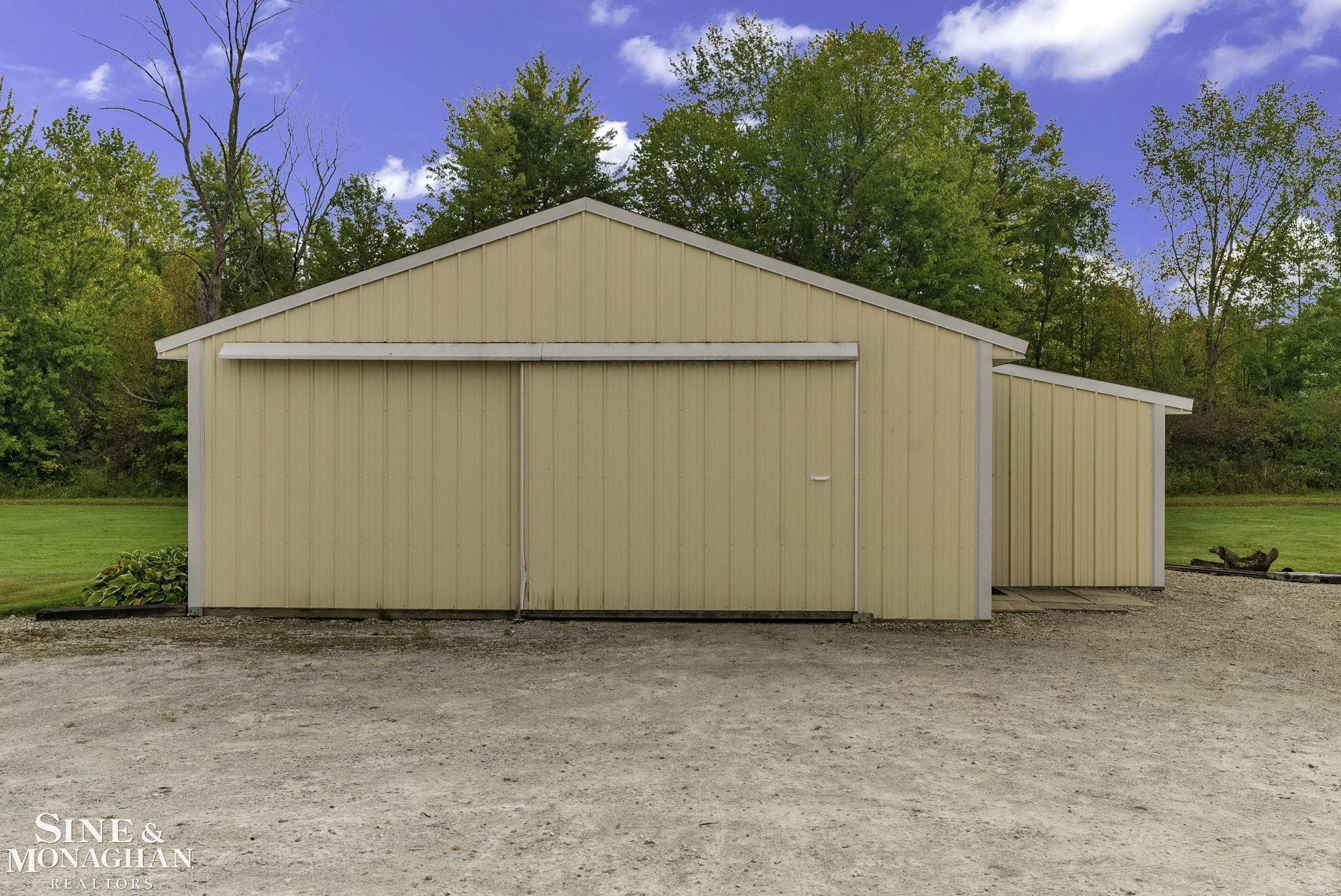 8673 Smiths Creek Road, Wales, MI — Photo 47
