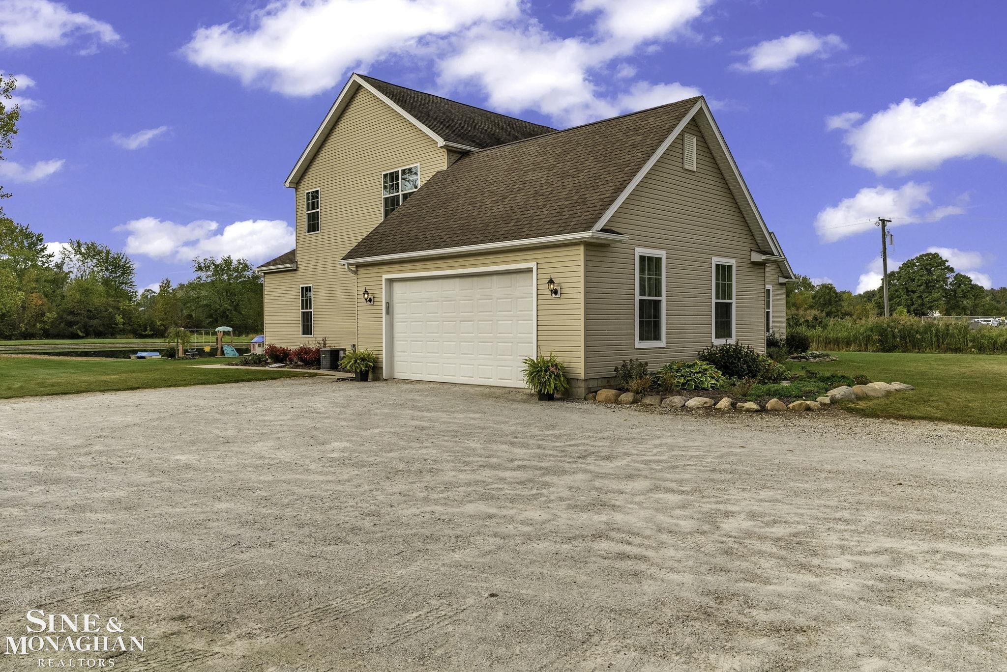 8673 Smiths Creek Road, Wales, MI — Photo 55