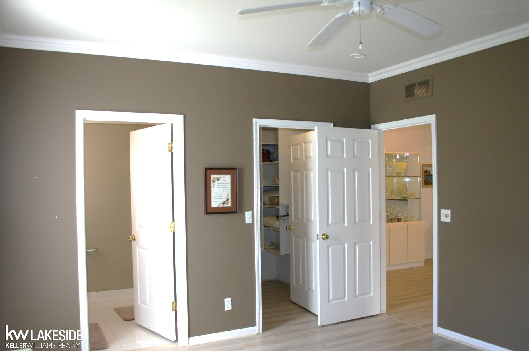 1792 Flagstone Circle, Rochester, MI 48307 — Photo 17