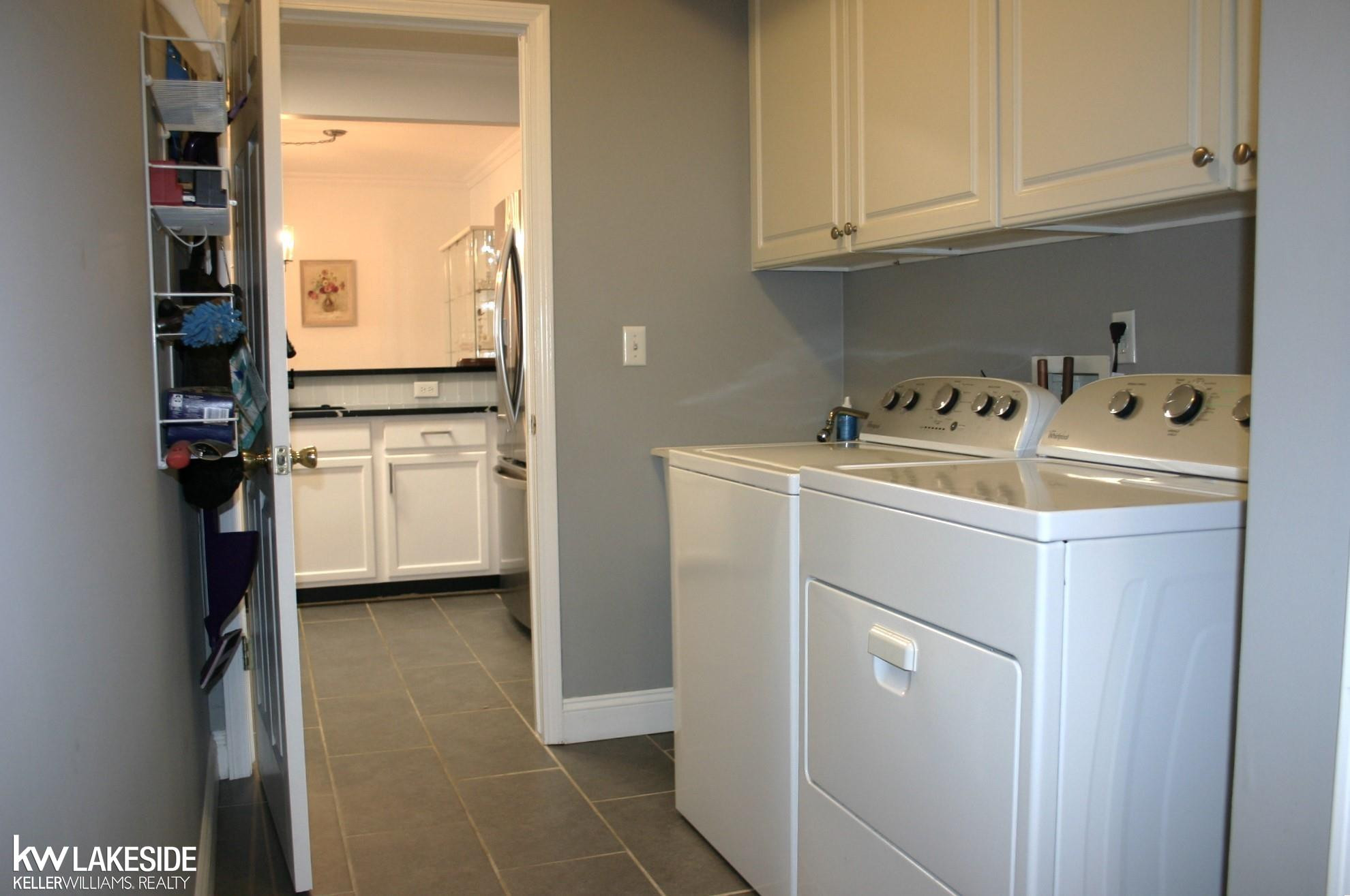 1792 Flagstone Circle, Rochester, MI 48307 — Photo 23