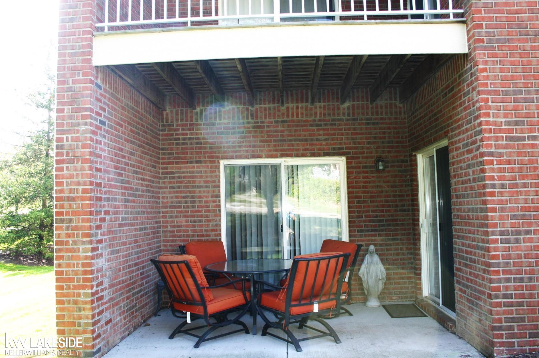 1792 Flagstone Circle, Rochester, MI 48307 — Photo 28