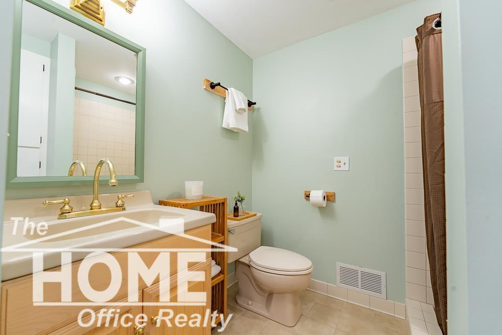 8525 Jonera, Howell, MI 48855 — Photo 32