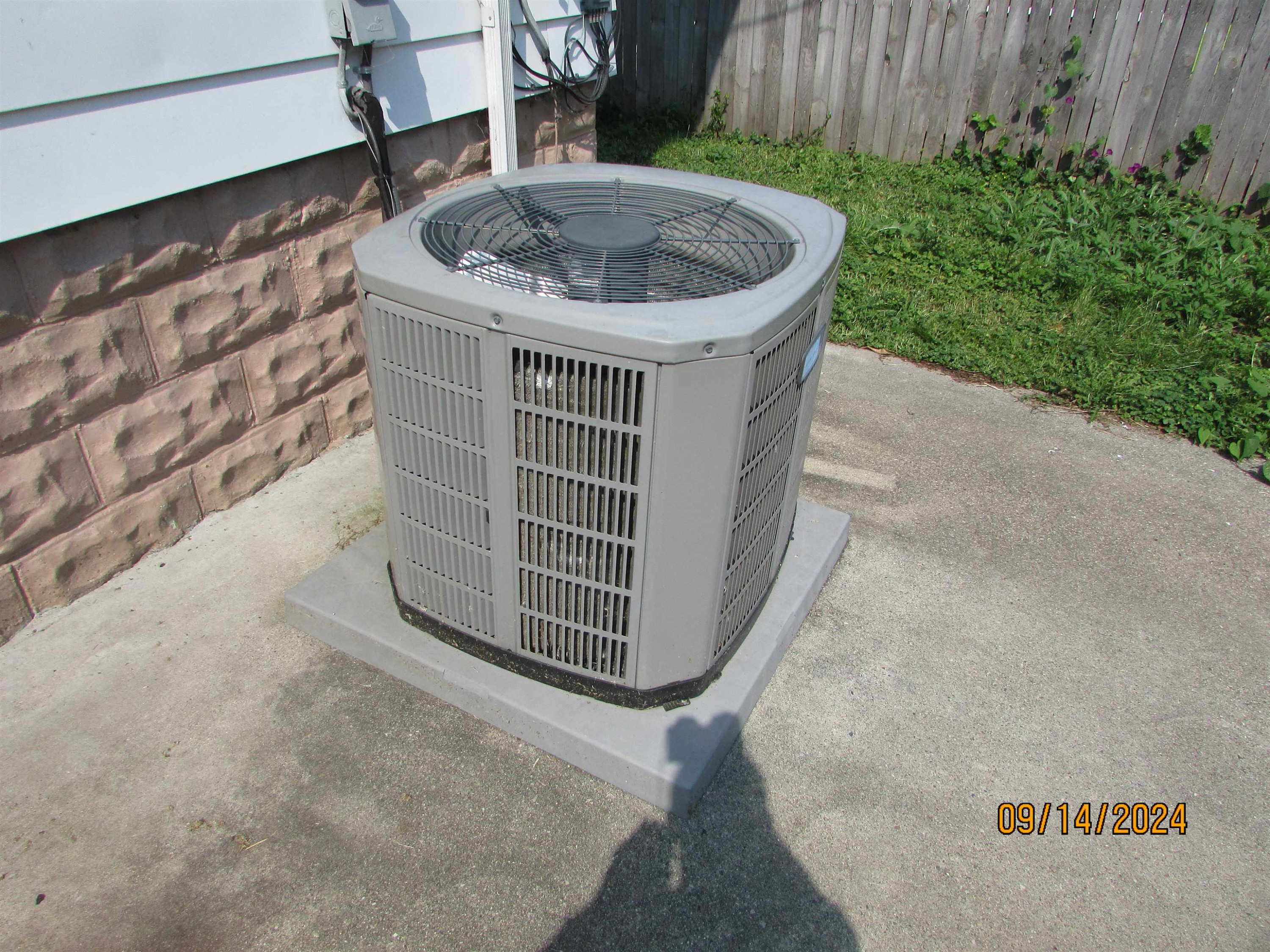 202 Michigan, Holly, MI 48442 — Photo 8
