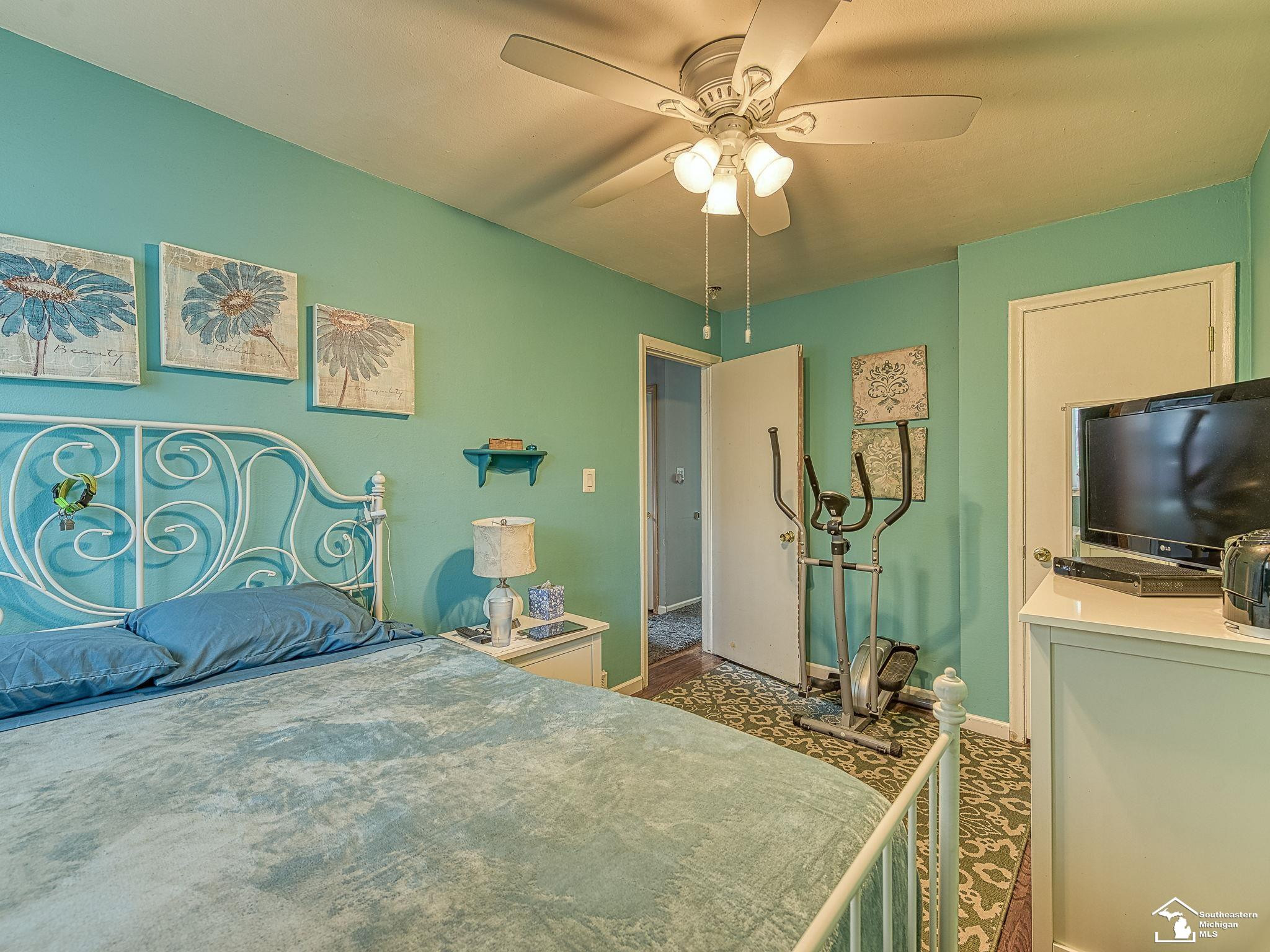 2425 Ackley, Westland, MI 48186 — Photo 3