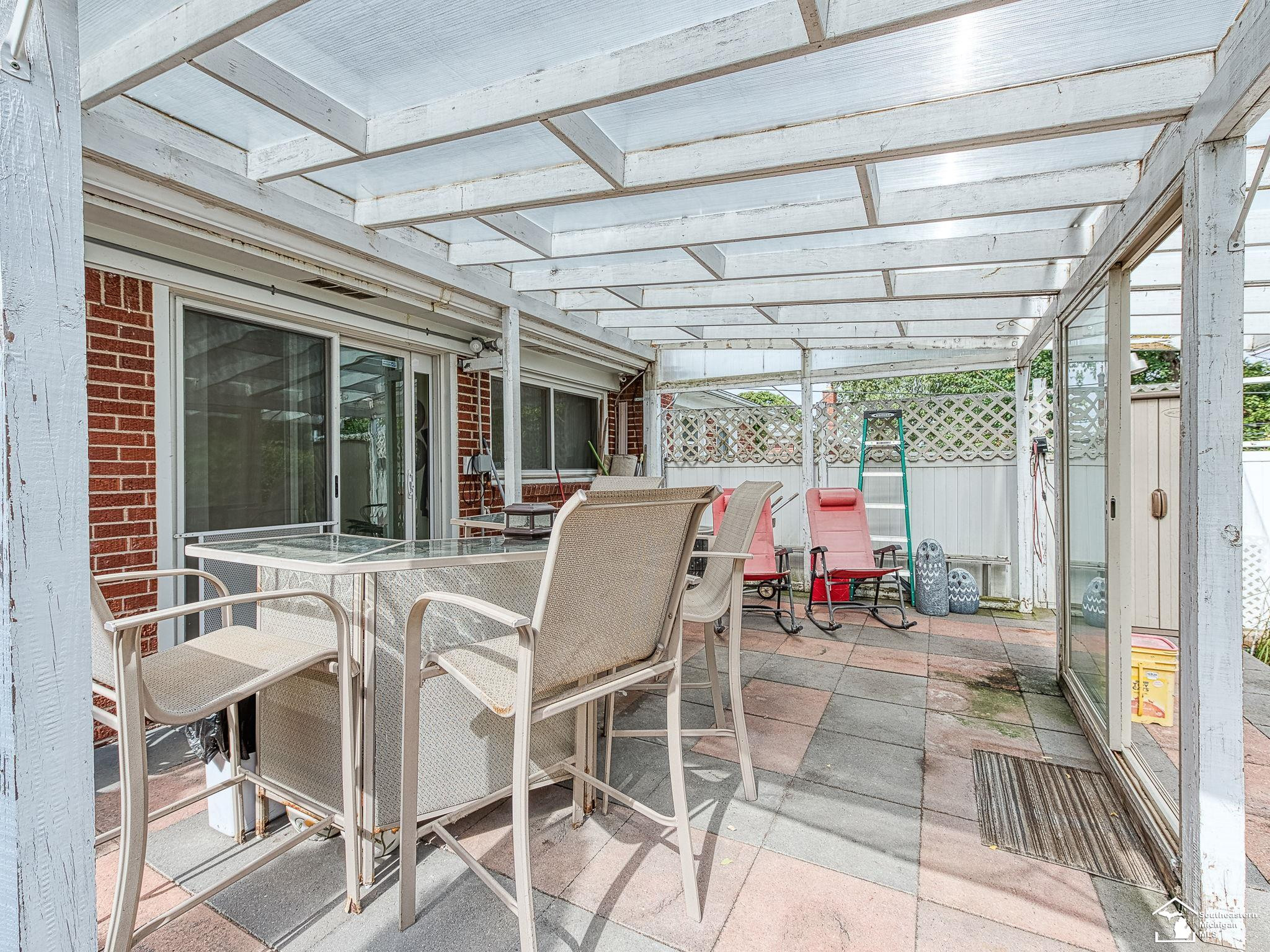 2425 Ackley, Westland, MI 48186 — Photo 17