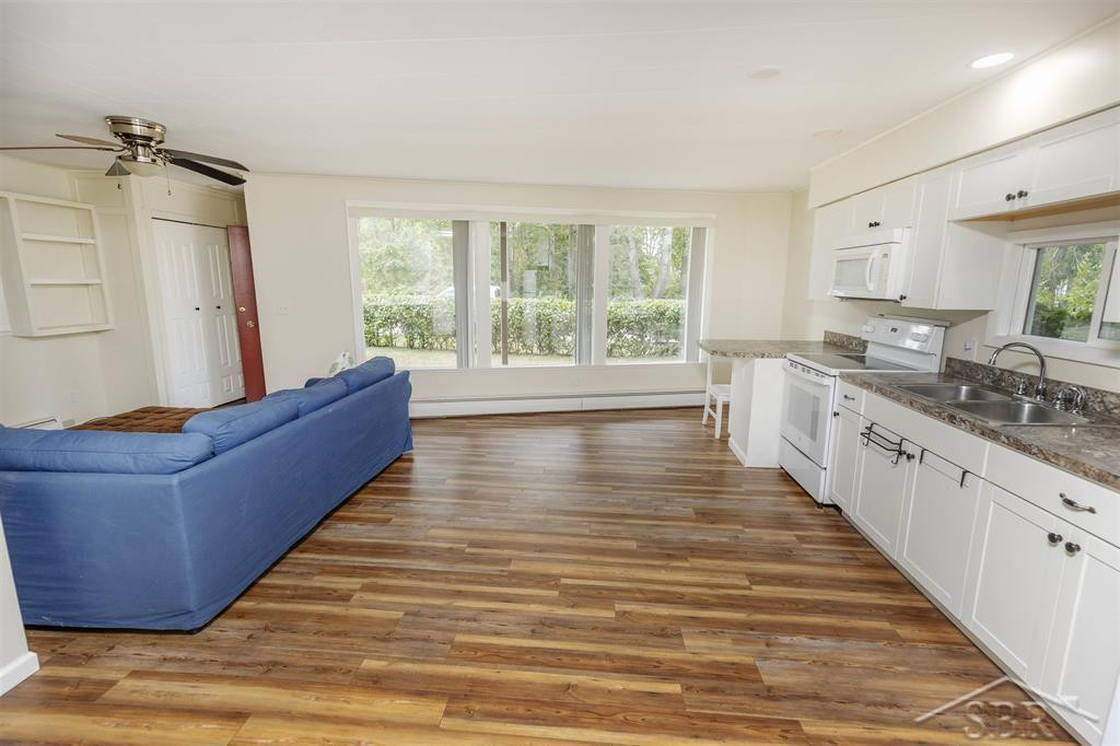 211 Cass Street, Sanford, MI 48657 — Photo 5