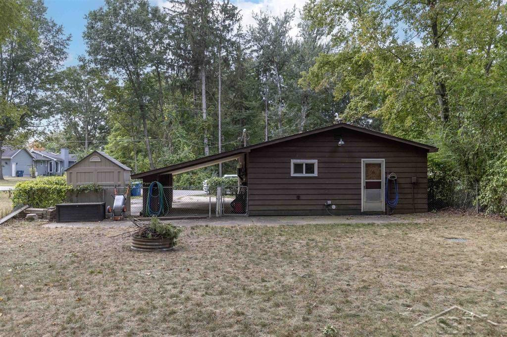 211 Cass Street, Sanford, MI 48657 — Photo 15