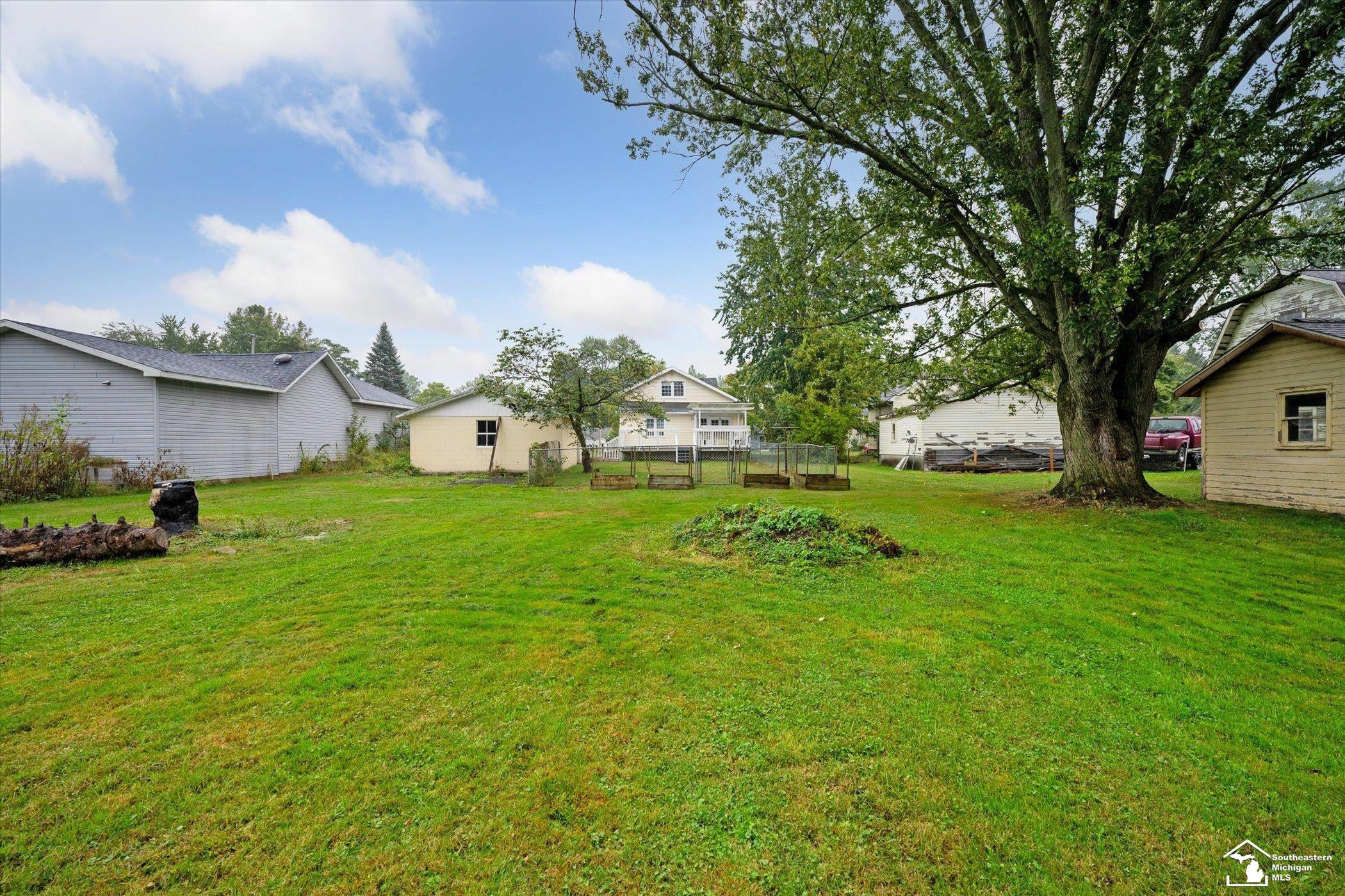 124 S Monroe, Blissfield, MI 49228 — Photo 42