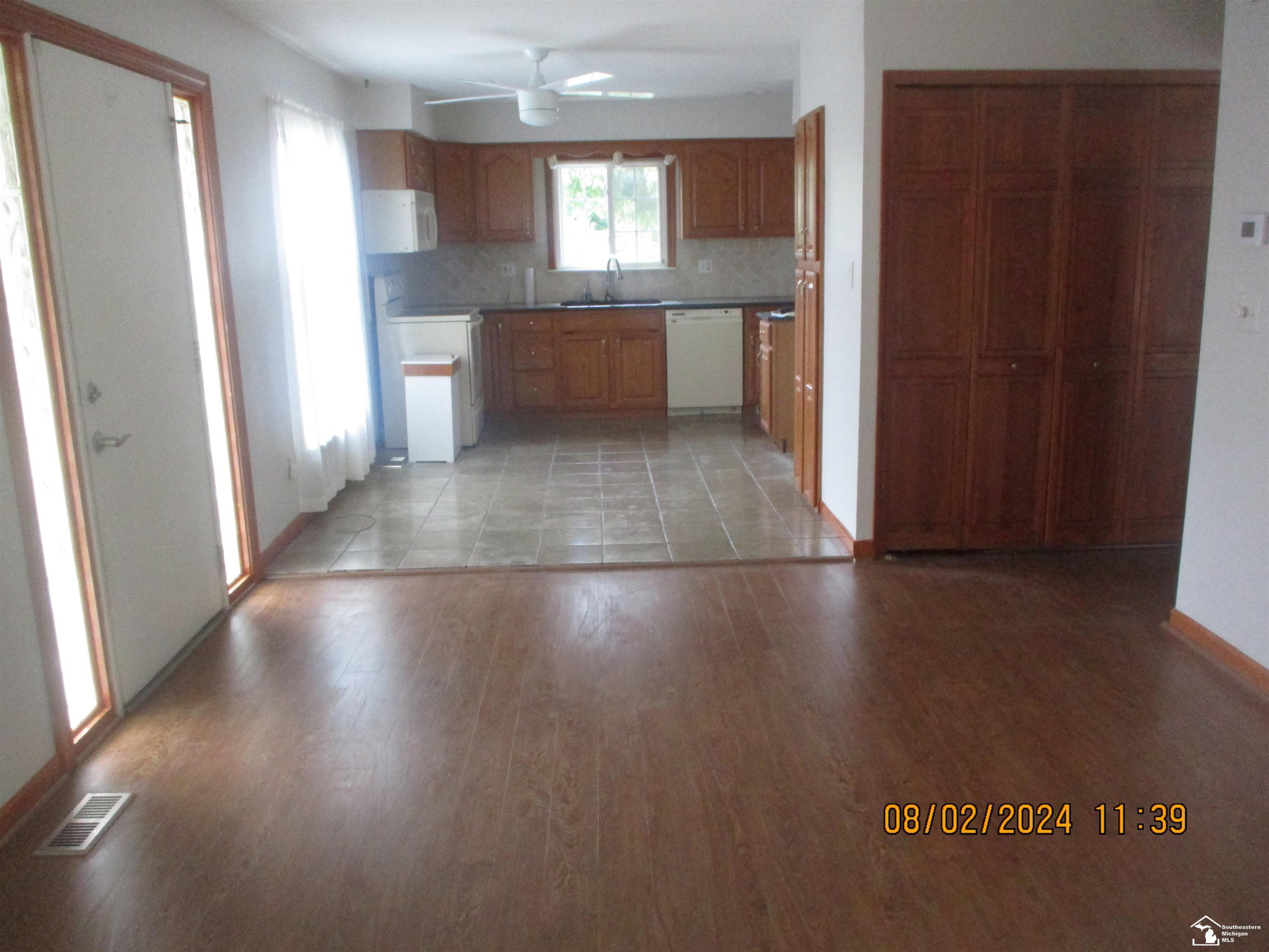 4636 Colonial, Trenton, MI 48183 — Photo 3