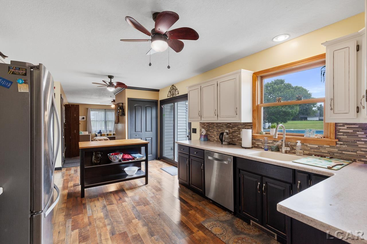 1099 Codling, Adrian, MI 49221 — Photo 11