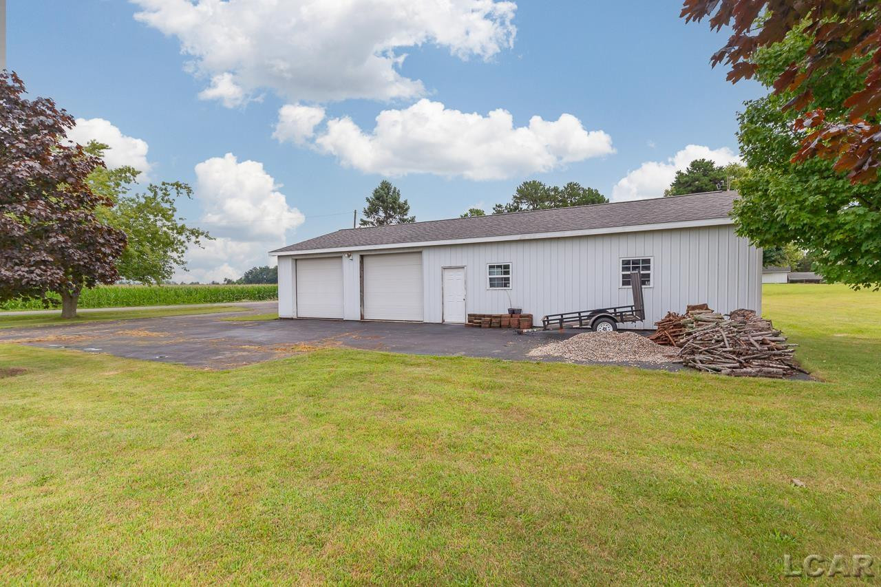 1099 Codling, Adrian, MI 49221 — Photo 44