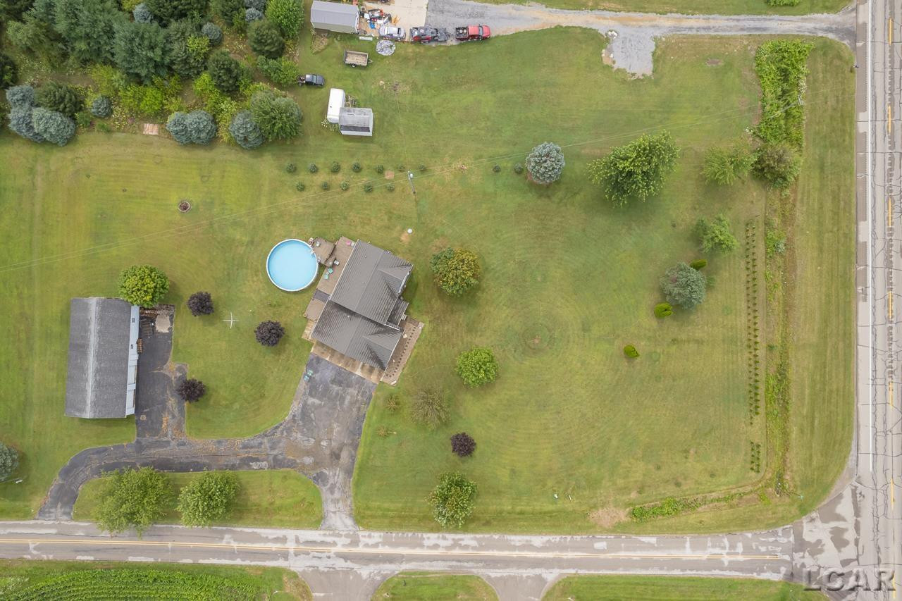 1099 Codling, Adrian, MI 49221 — Photo 46