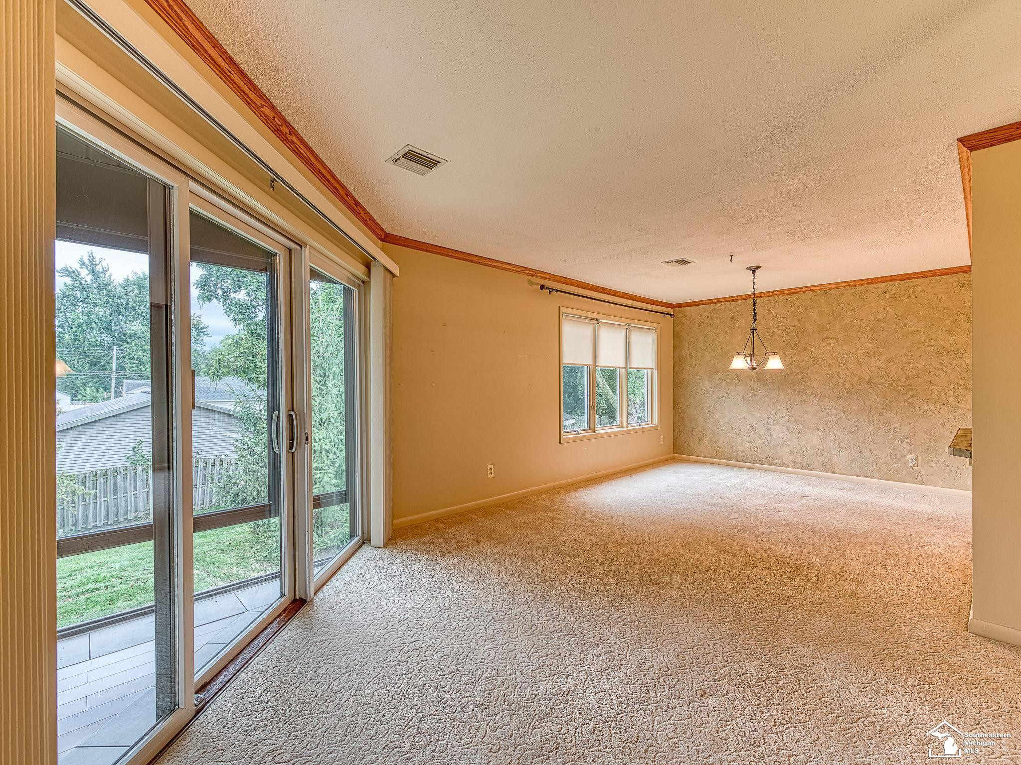 5840 E Dunbar, 10, Monroe, MI 48161 — Photo 6