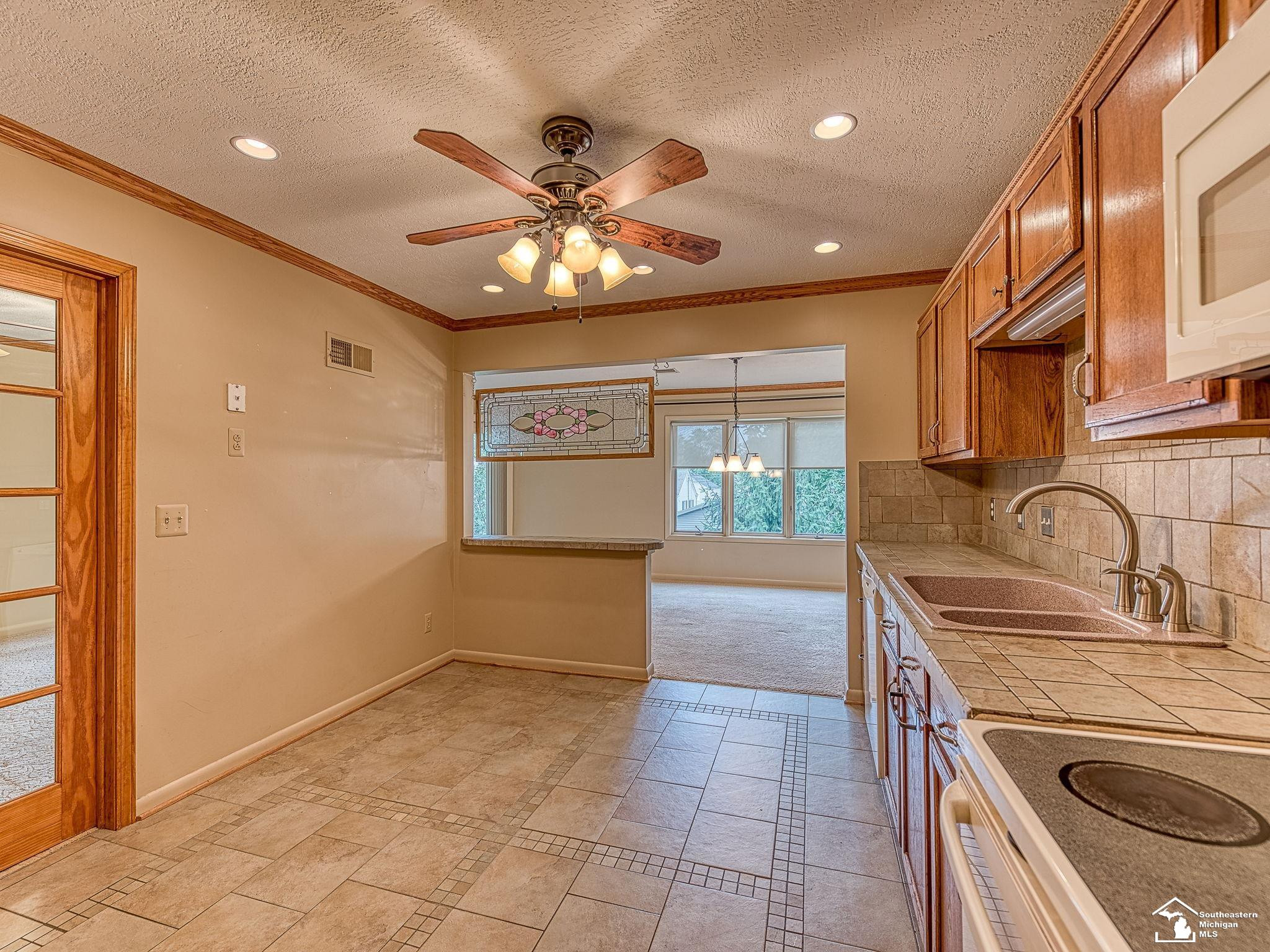 5840 E Dunbar, 10, Monroe, MI 48161 — Photo 13