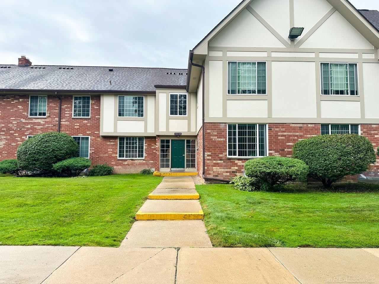 30248 Southfield Road, 176, Southfield, MI 48076 — front exterior
