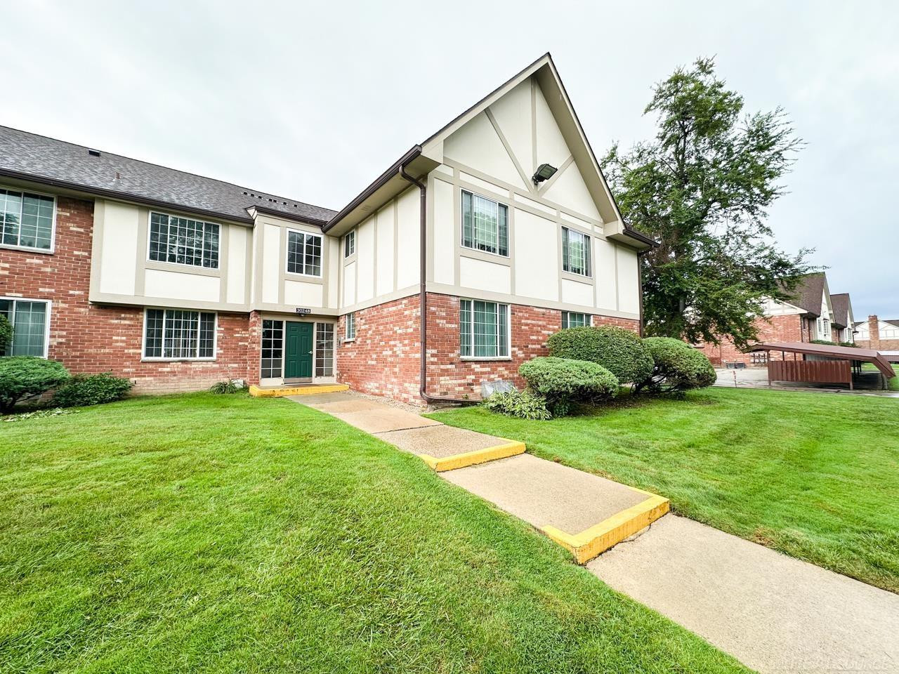 30248 Southfield Road, 176, Southfield, MI 48076 — Photo 2