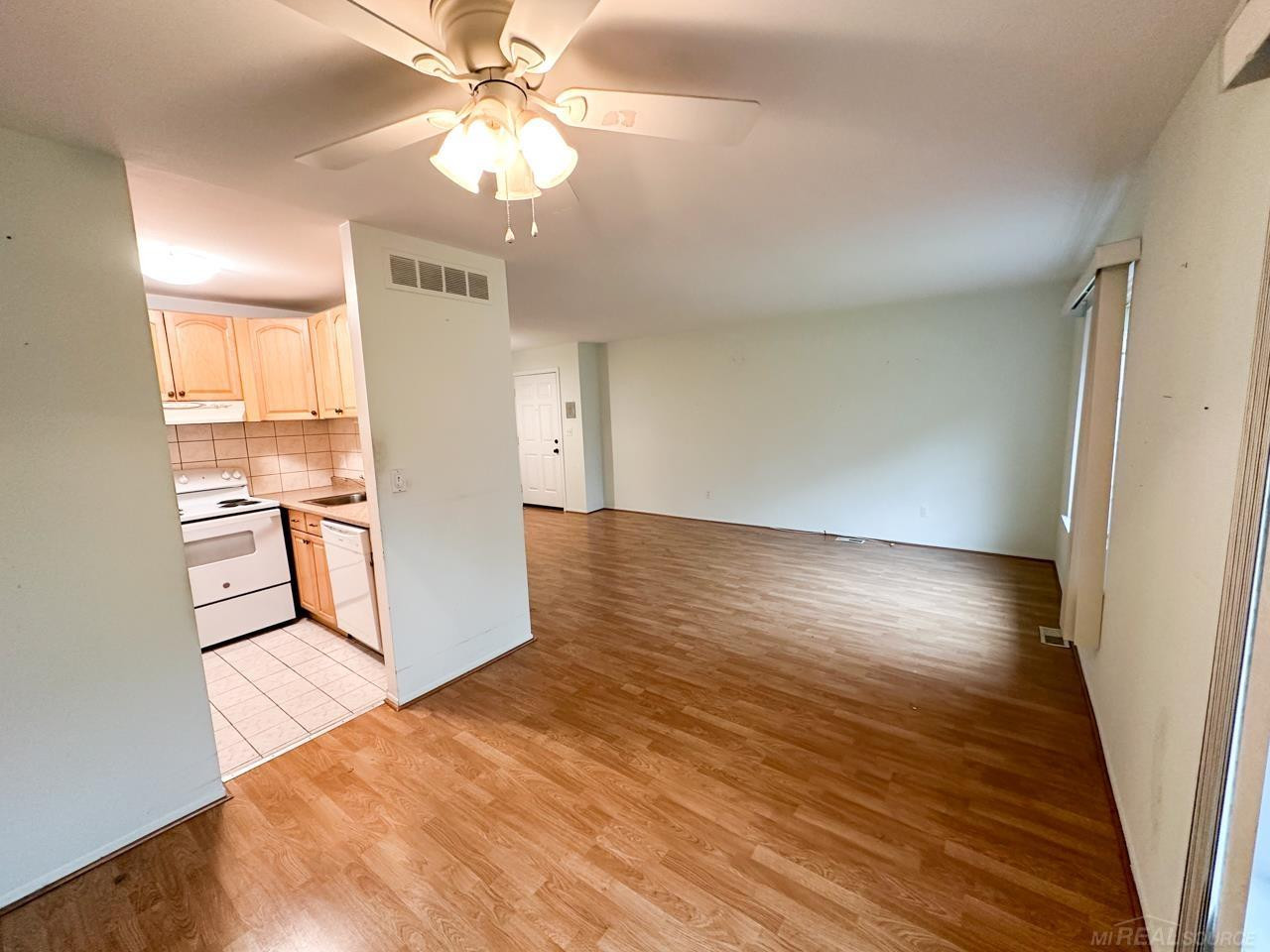 30248 Southfield Road, 176, Southfield, MI 48076 — Photo 5